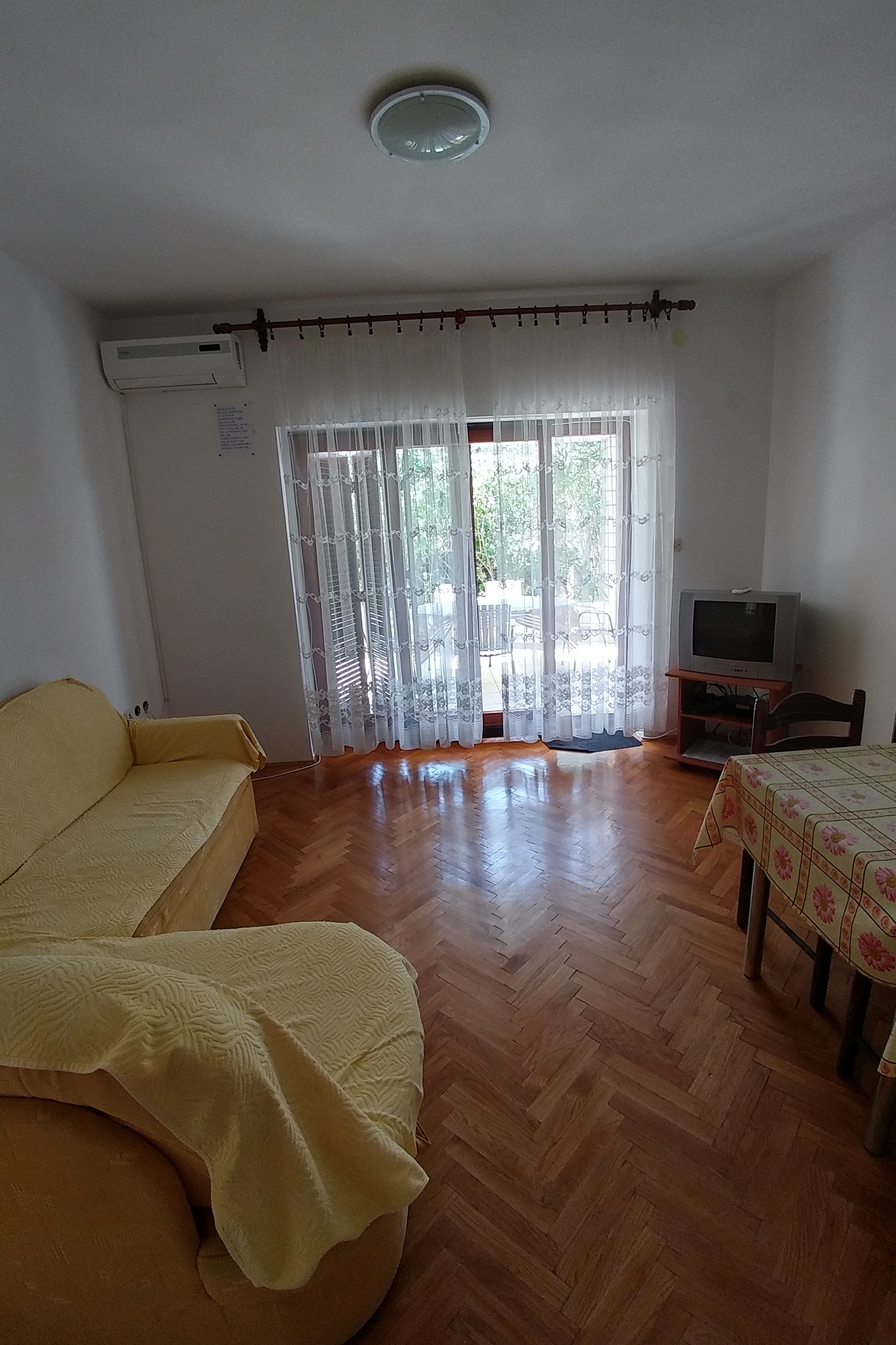 Two bedroom apartment with terrace Novalja, Pag  A-a