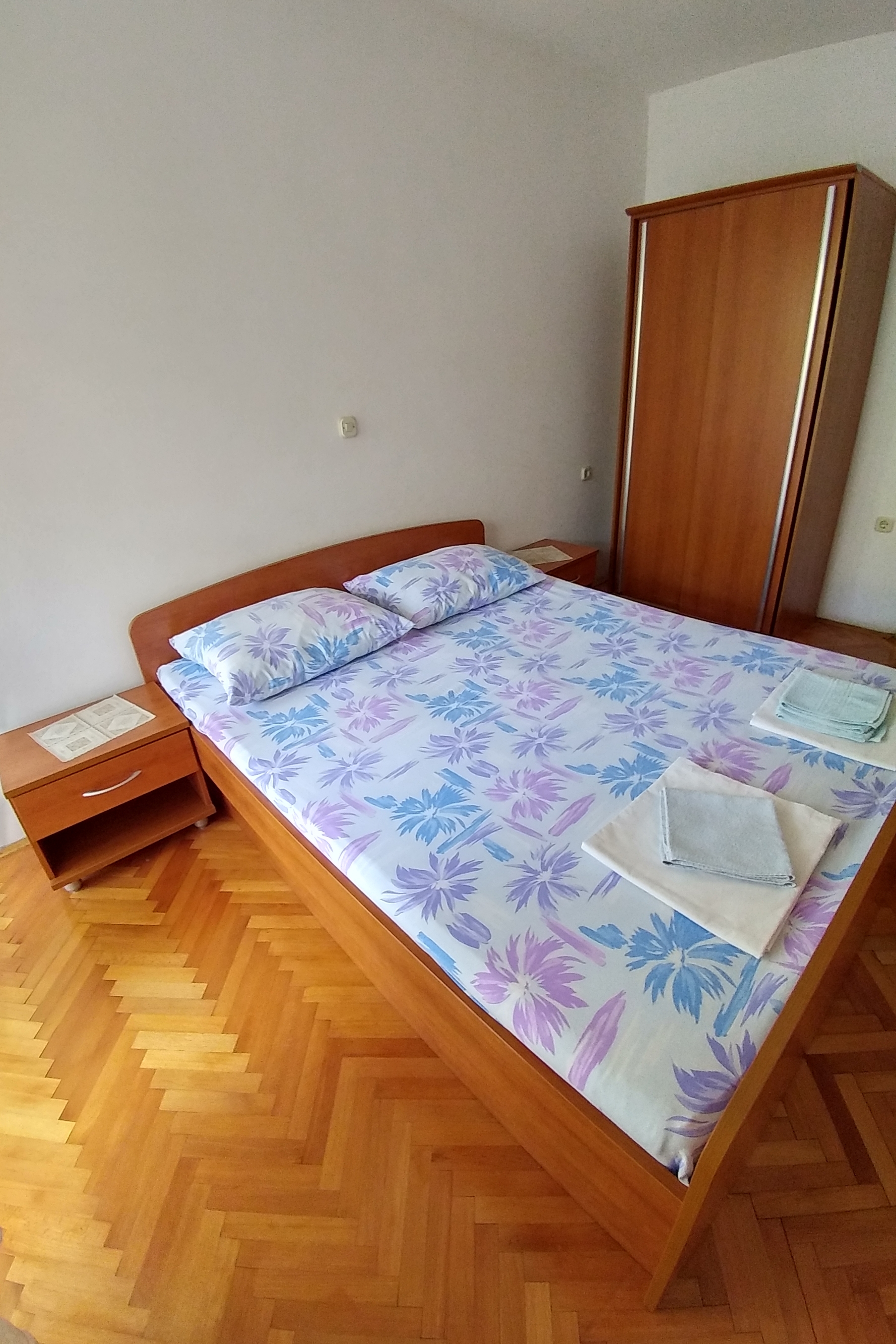 Two bedroom apartment with terrace Novalja, Pag  A-b