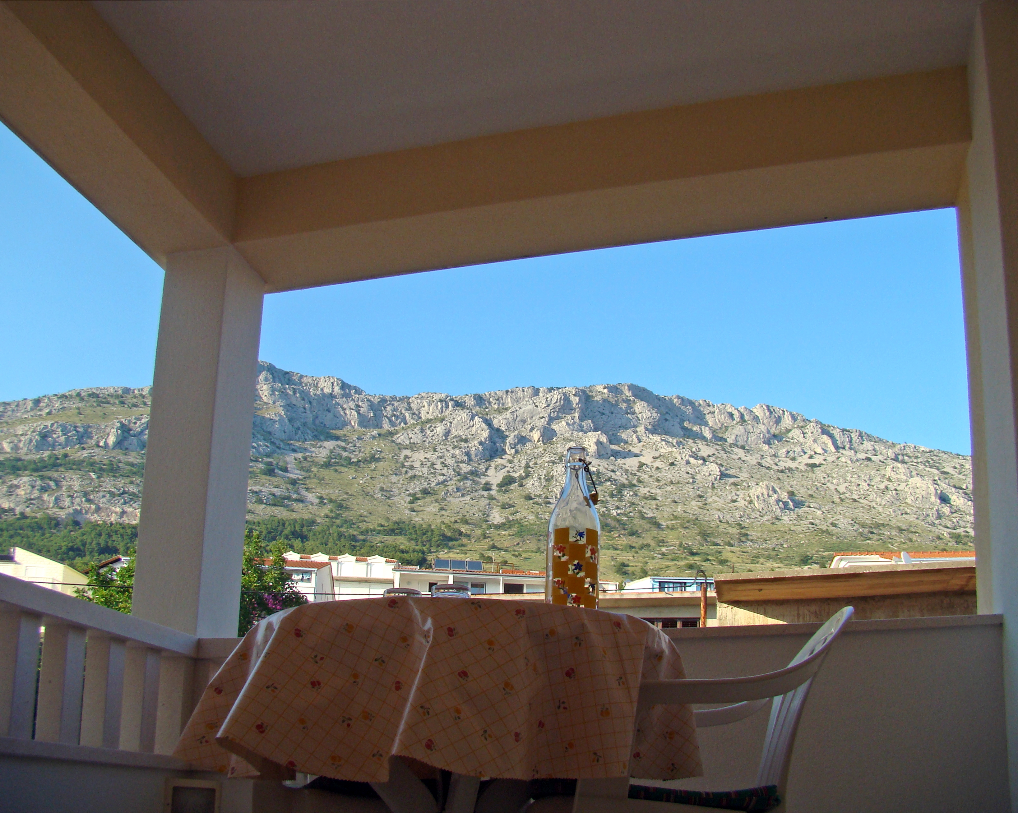 One bedroom apartment with terrace and sea view Nemira, Omiš  A-b