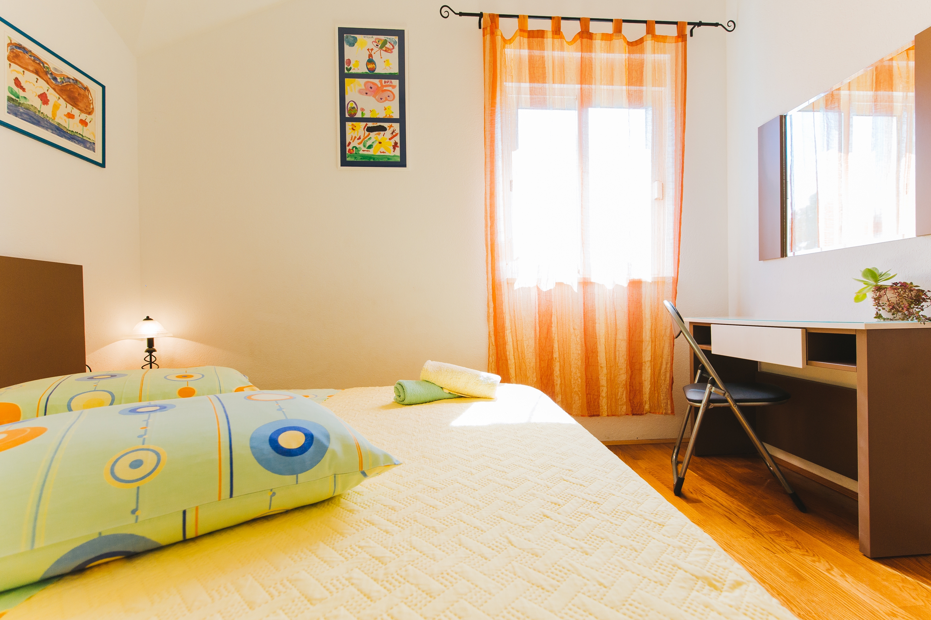 Two bedroom apartment with terrace and sea view Nemira, Omiš  A-d