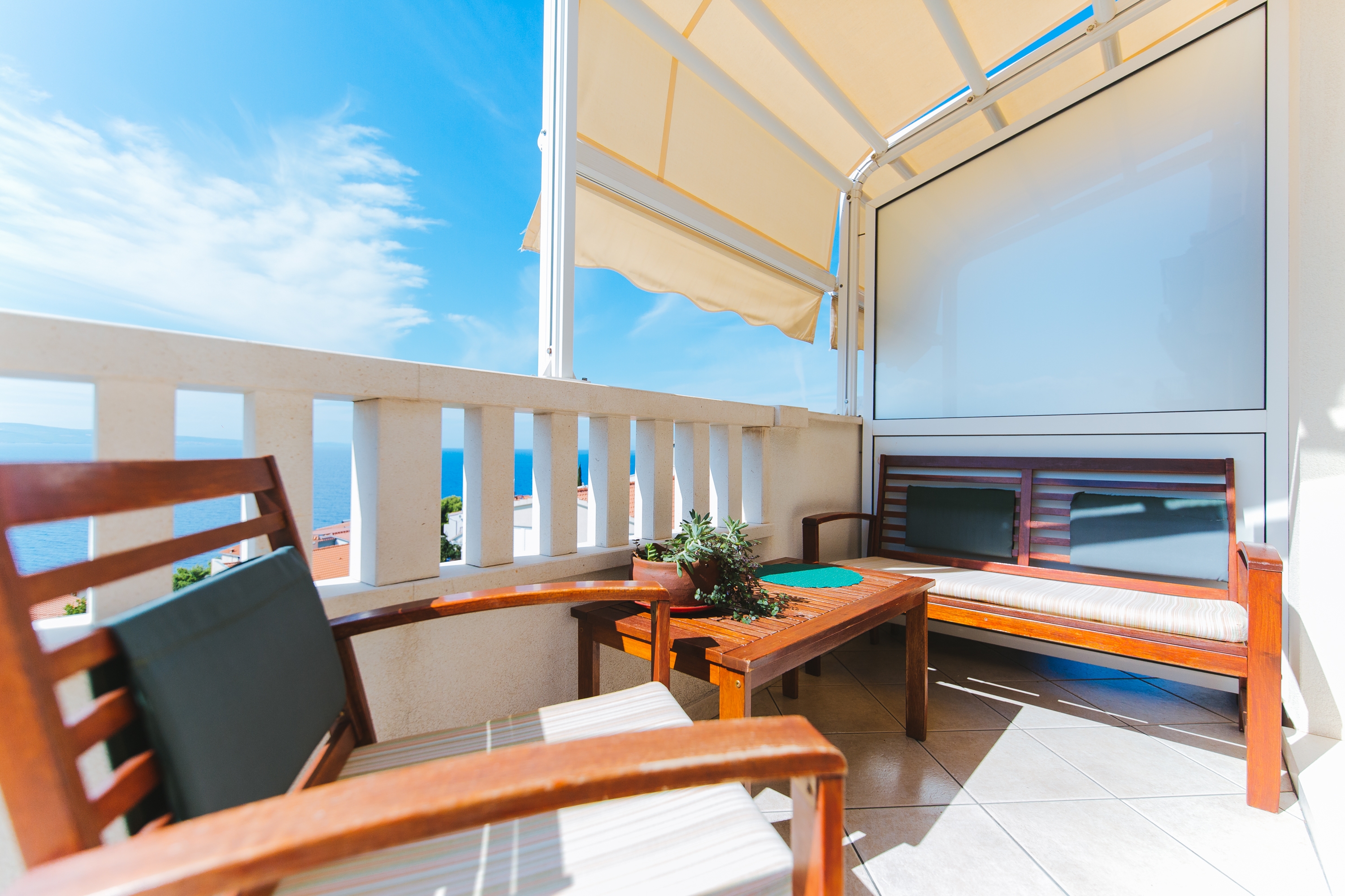 Two bedroom apartment with terrace and sea view Nemira (Omiš) (A-13055-d)