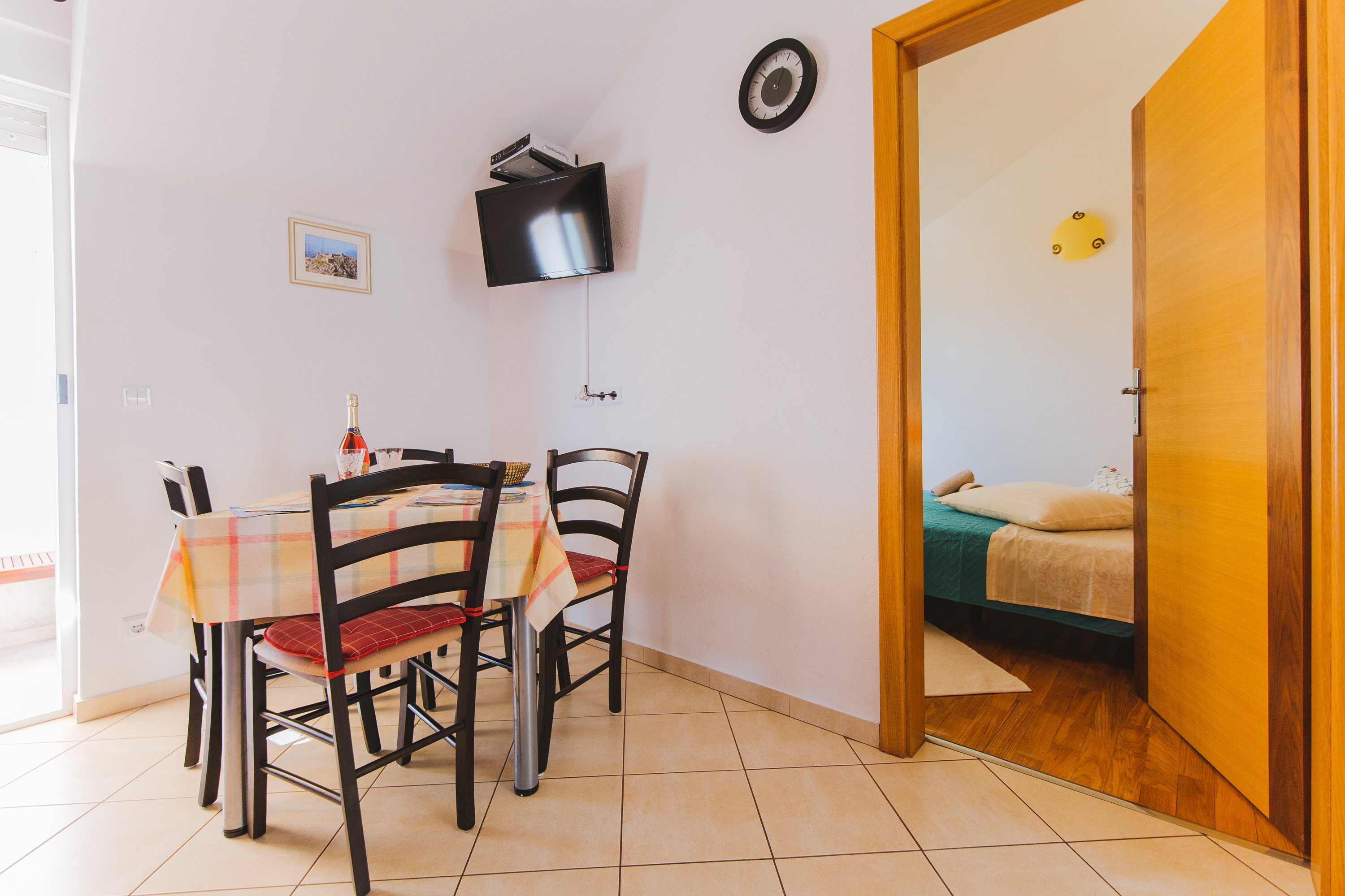 Top Omiš Nemira Top Omiš Nemira