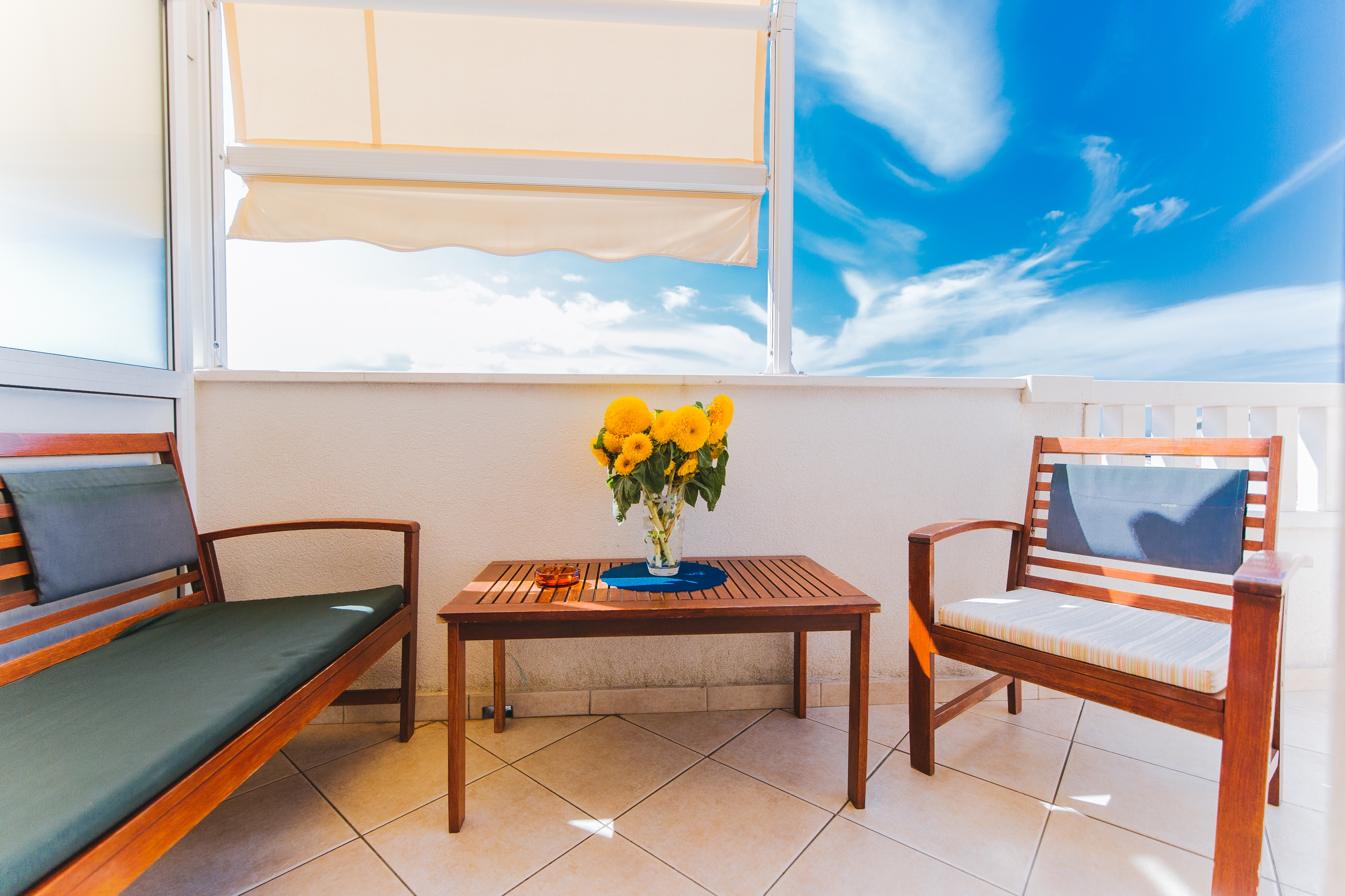 Two bedroom apartment with terrace and sea view Nemira, Omiš (A-13055-e) Two bedroom apartment with terrace and sea view Nemira, Omiš (A-13055-e)