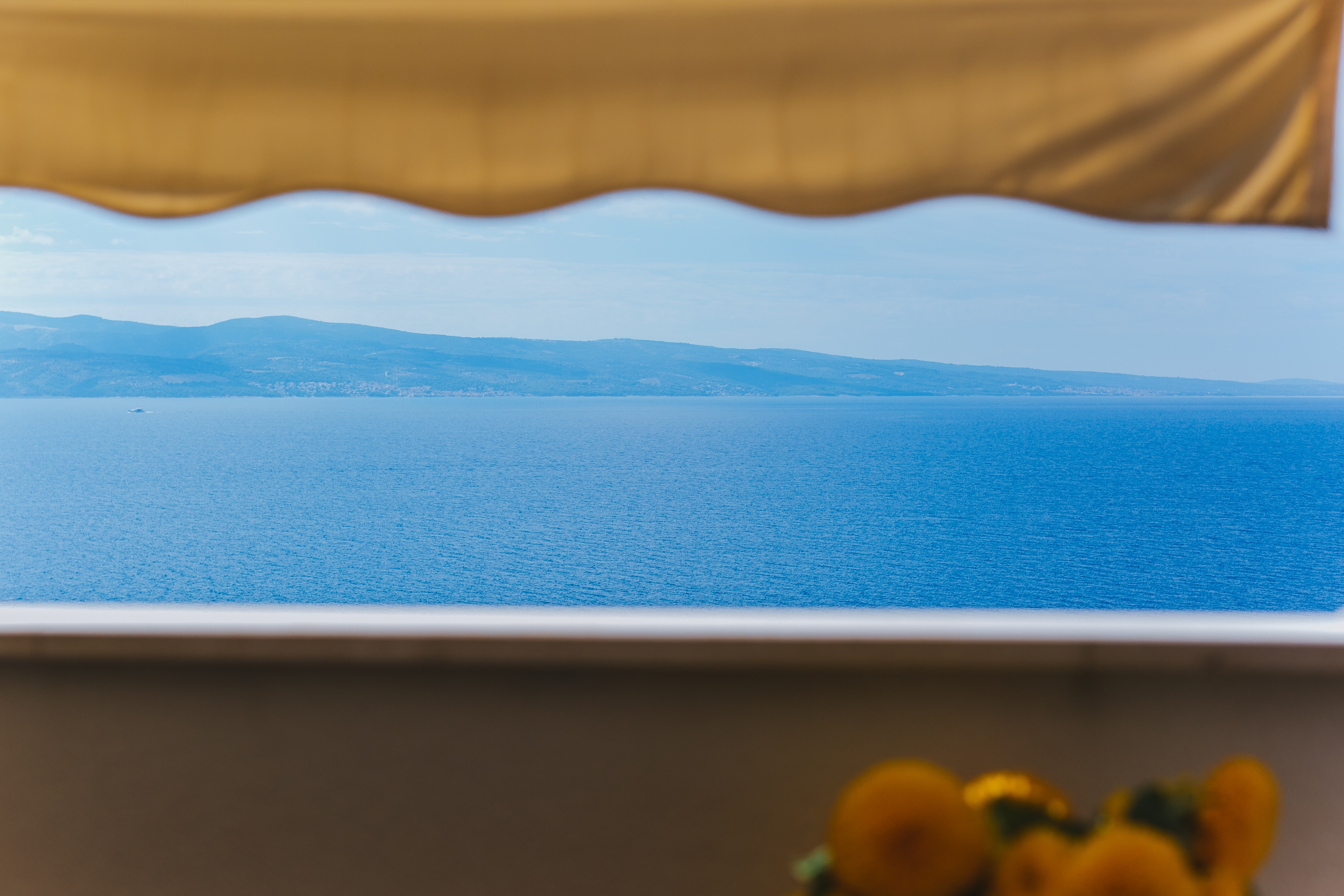 Two bedroom apartment with terrace and sea view Nemira, Omiš  A-e