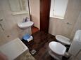 Pag, Bathroom in the studio-apartment, (pet friendly) and WiFi.