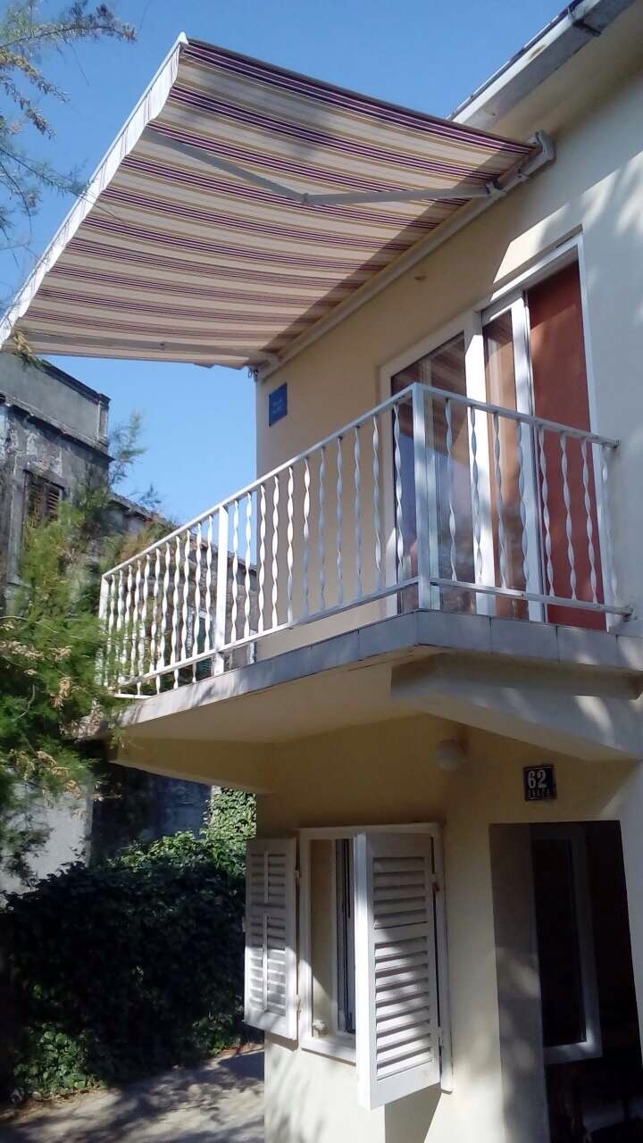 Four bedroom house near beach Drače, Pelješac  K