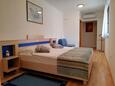 Ložnice 1 Rabac, Ložnice 1 v ubytování typu apartment, s klimatizací a WiFi.