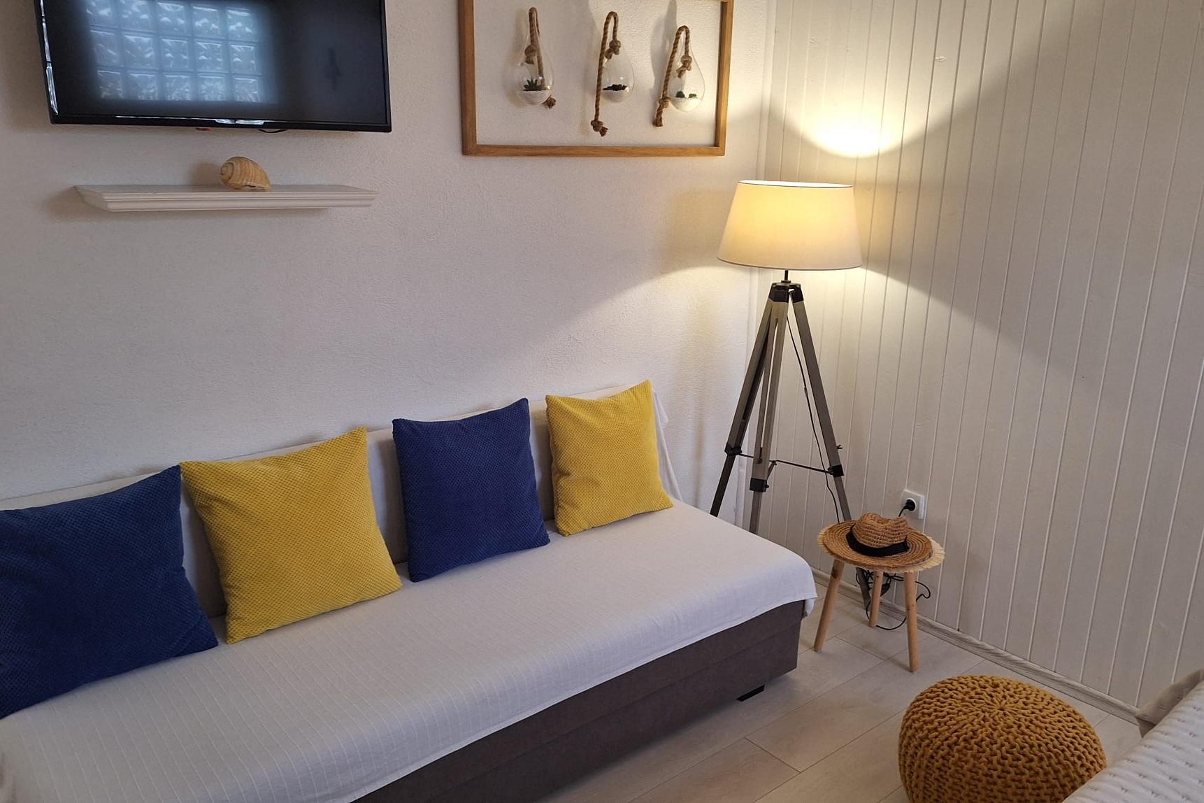Studio flat with terrace Hvar  AS-a