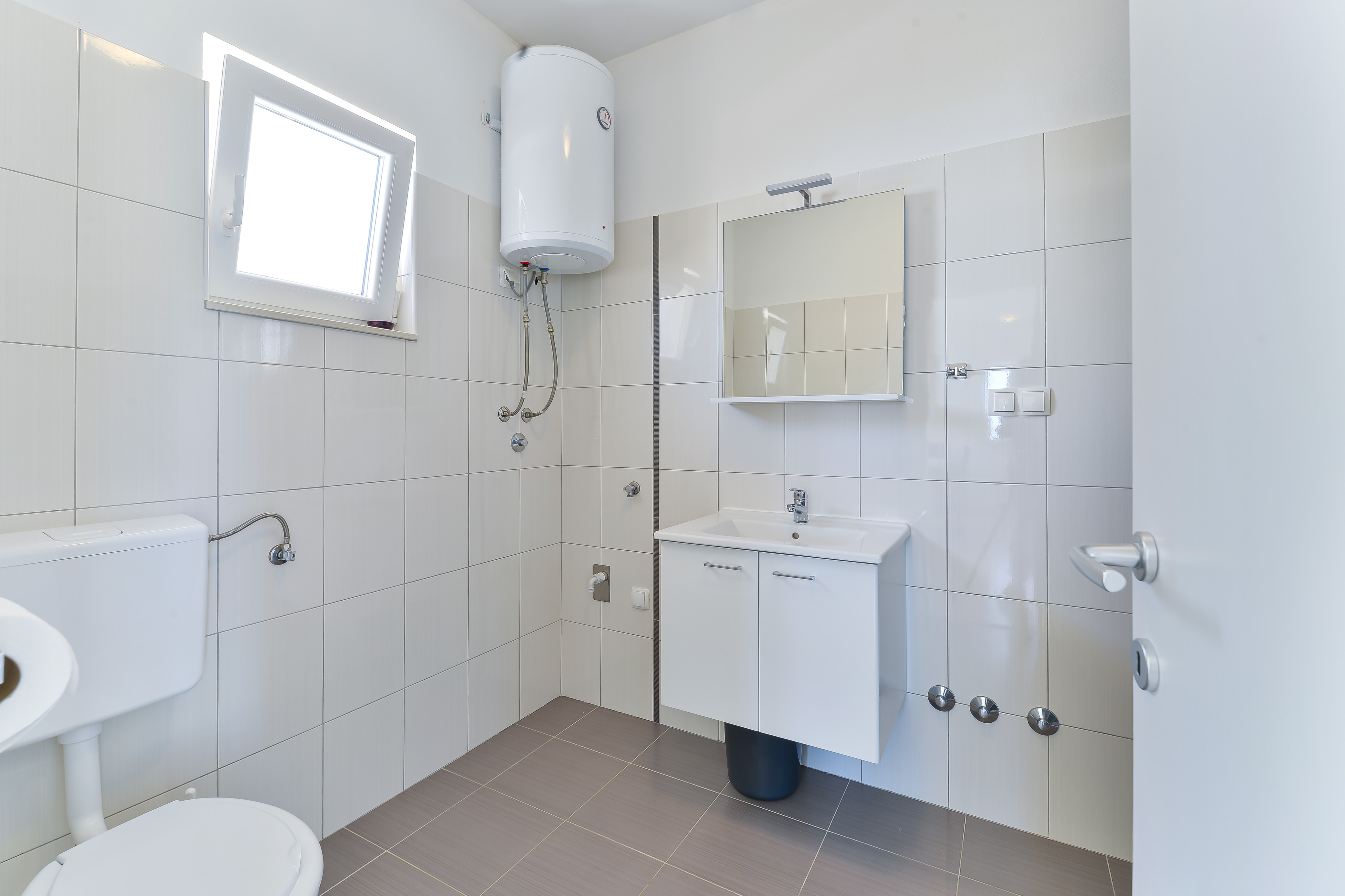 Two bedroom apartment near beach Nin, Zadar  A-a