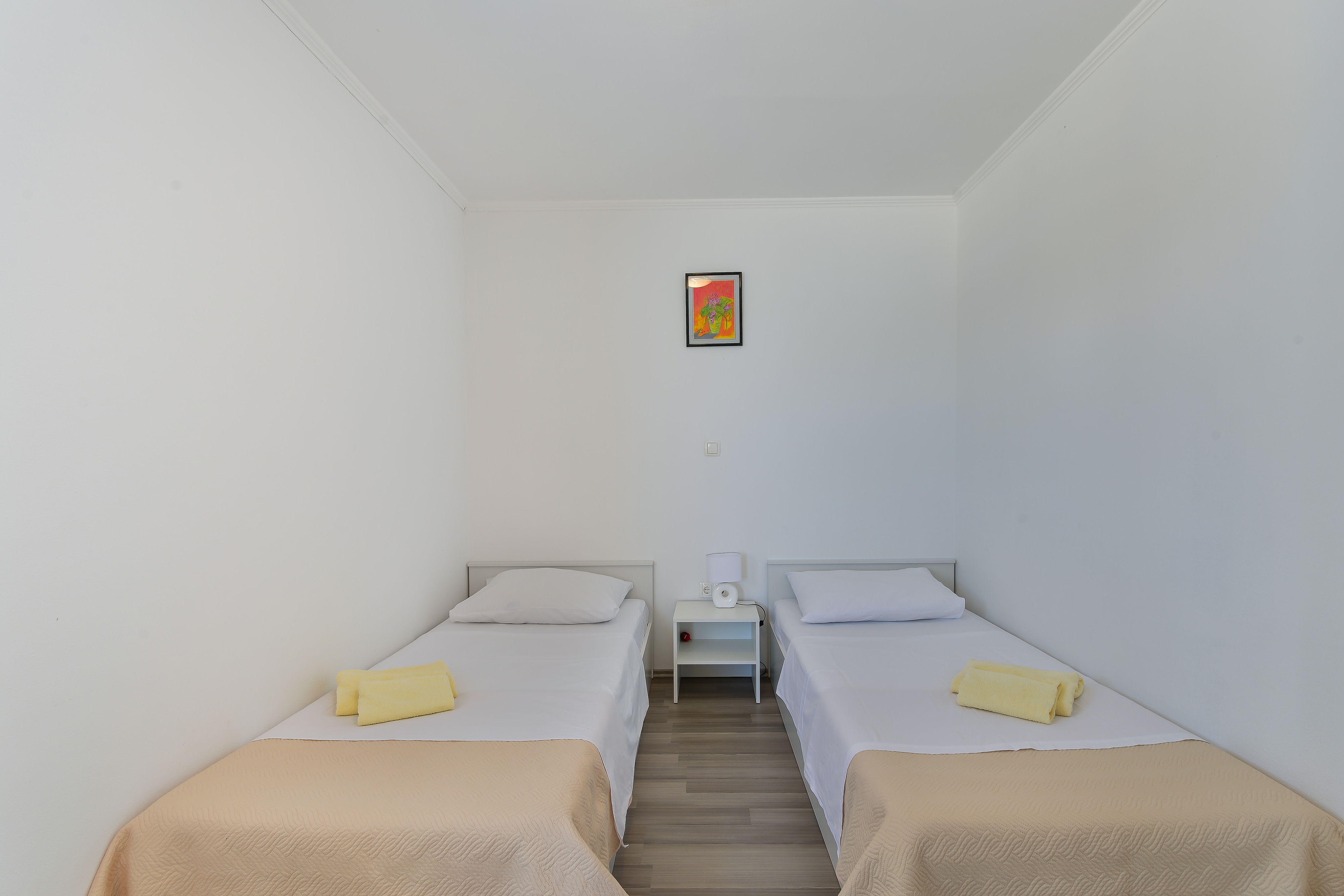 Two bedroom apartment near beach Nin, Zadar  A-b