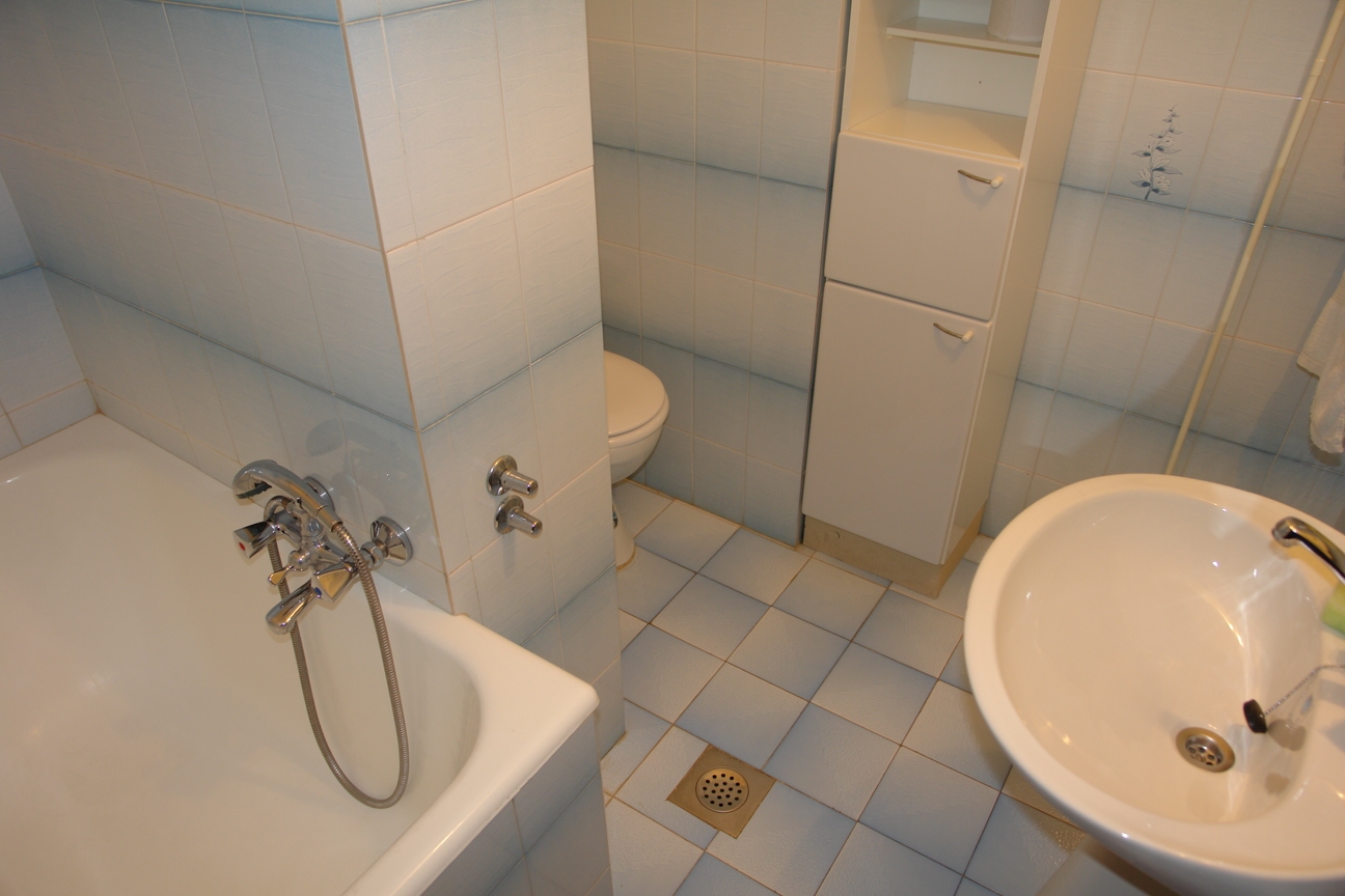 Two bedroom apartment with air-conditioning Supetar, Brač  A-a