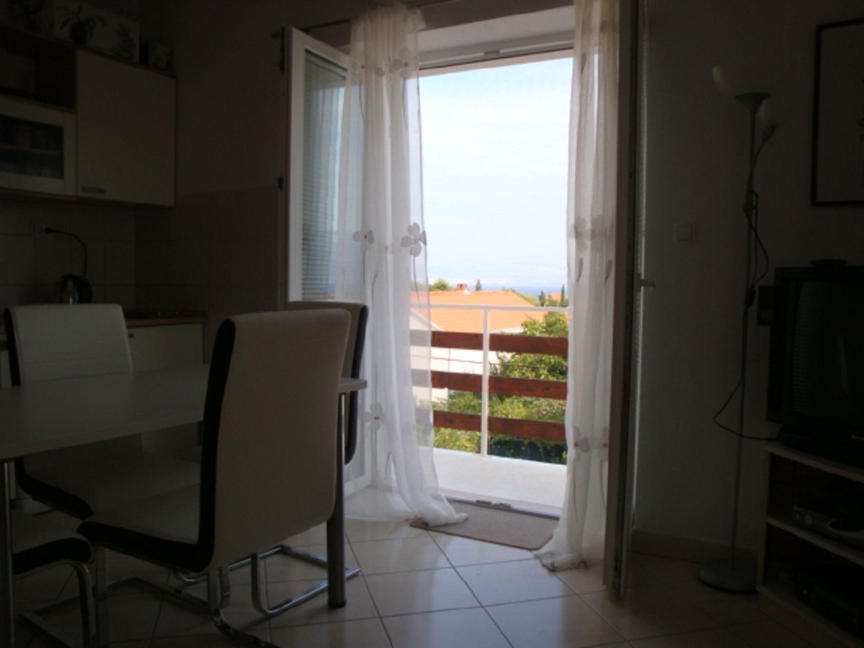 Two bedroom apartment with balcony and sea view Supetar, Brač  A-d