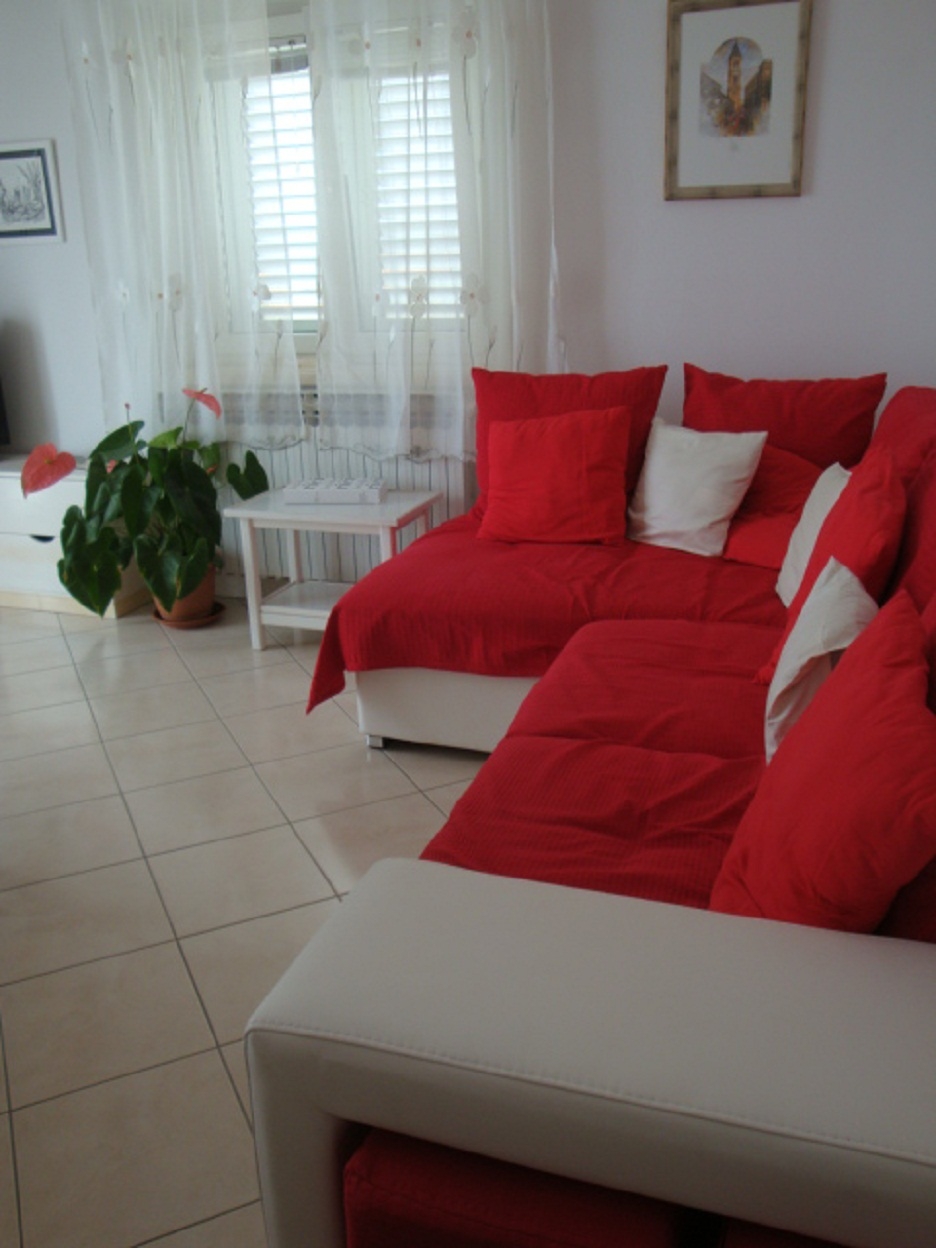 Two bedroom apartment with balcony and sea view Supetar, Brač (A-13180-d)