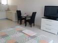 Dining room Gradac, Dining room in the studio-apartment, WiFi.