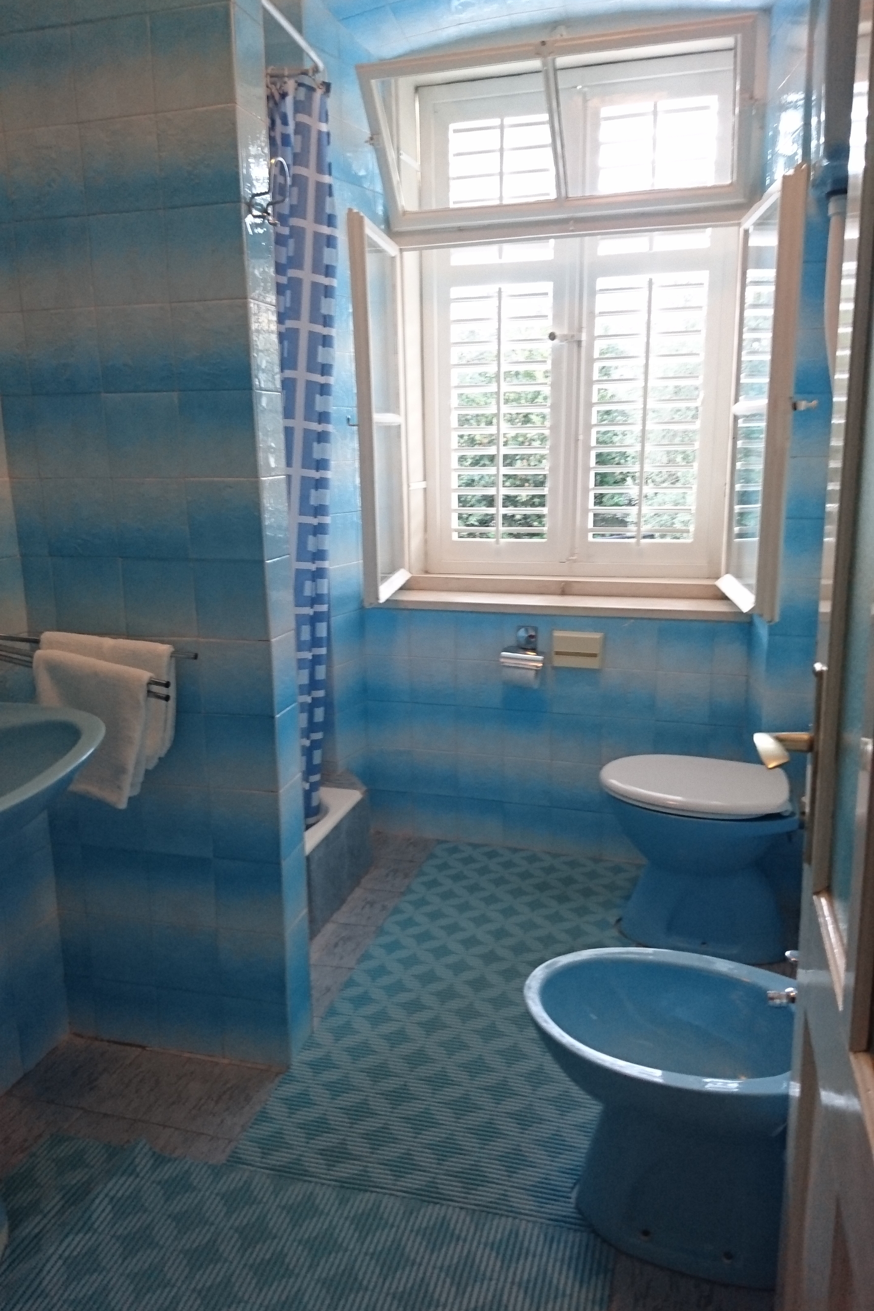 Four bedroom apartment near beach Broce, Pelješac  A-a