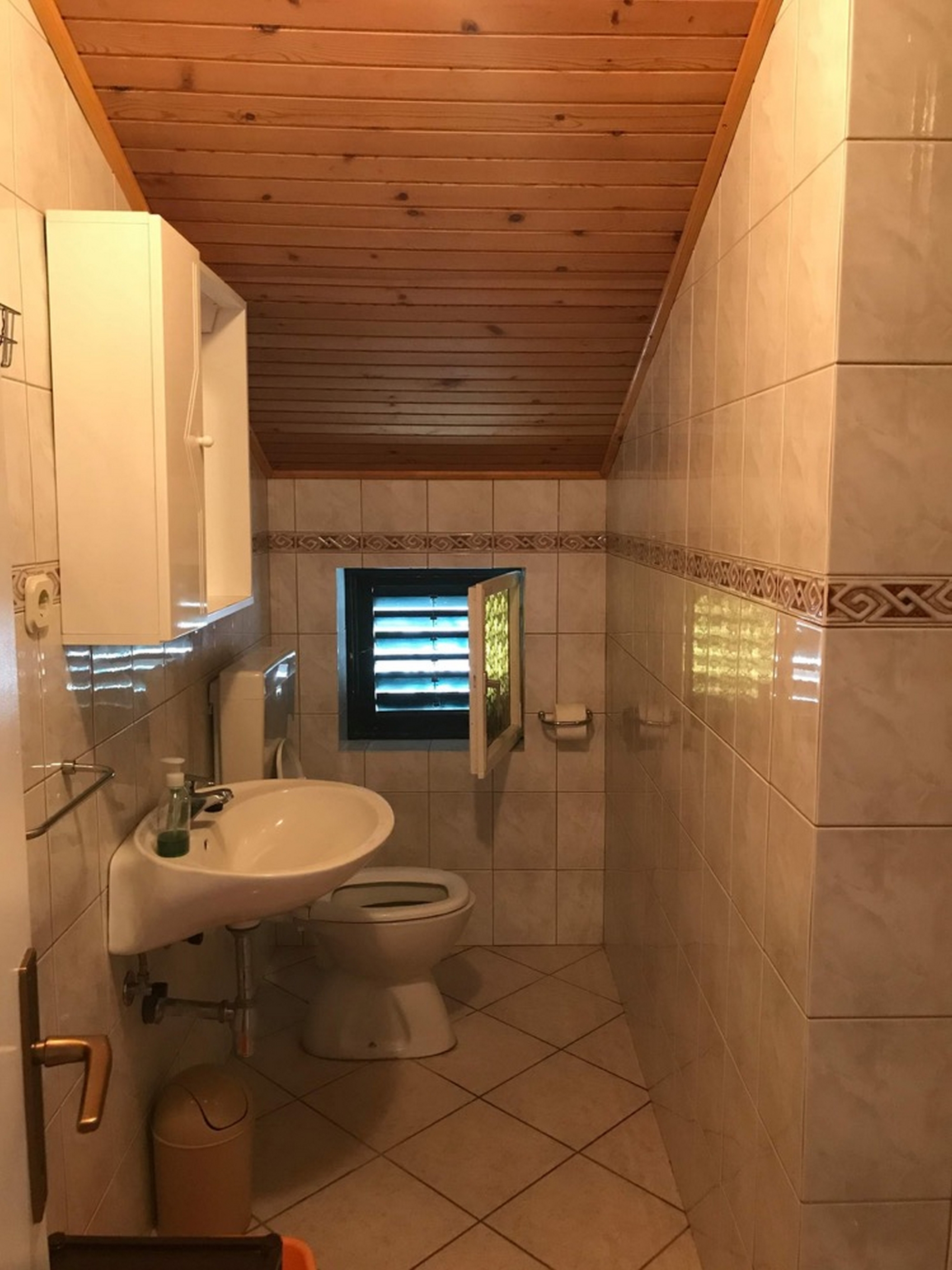 Top Lastovo Zaklopatica Top Lastovo Zaklopatica