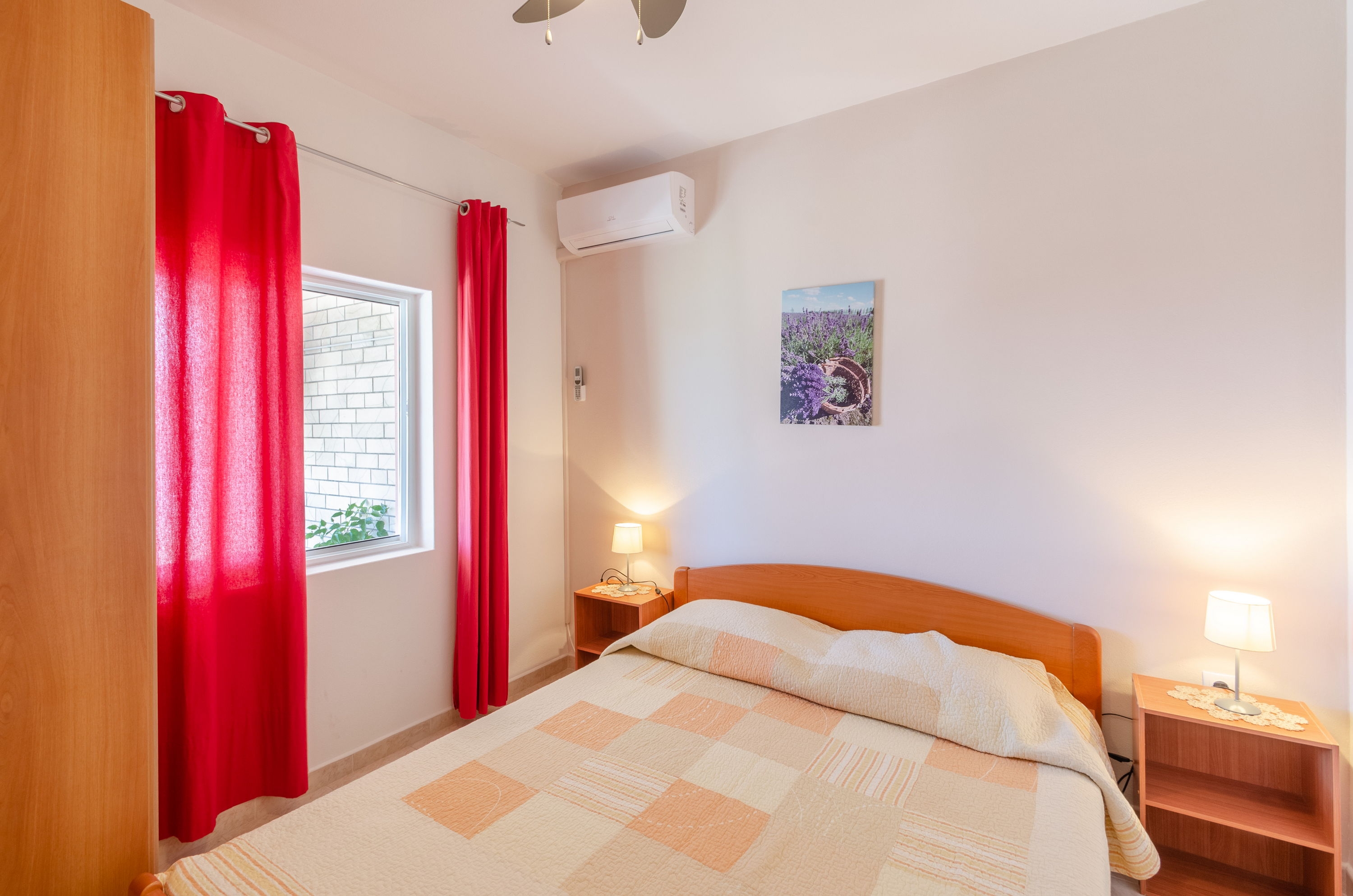 Two bedroom apartment with terrace and sea view Karbuni, Korčula  A-a