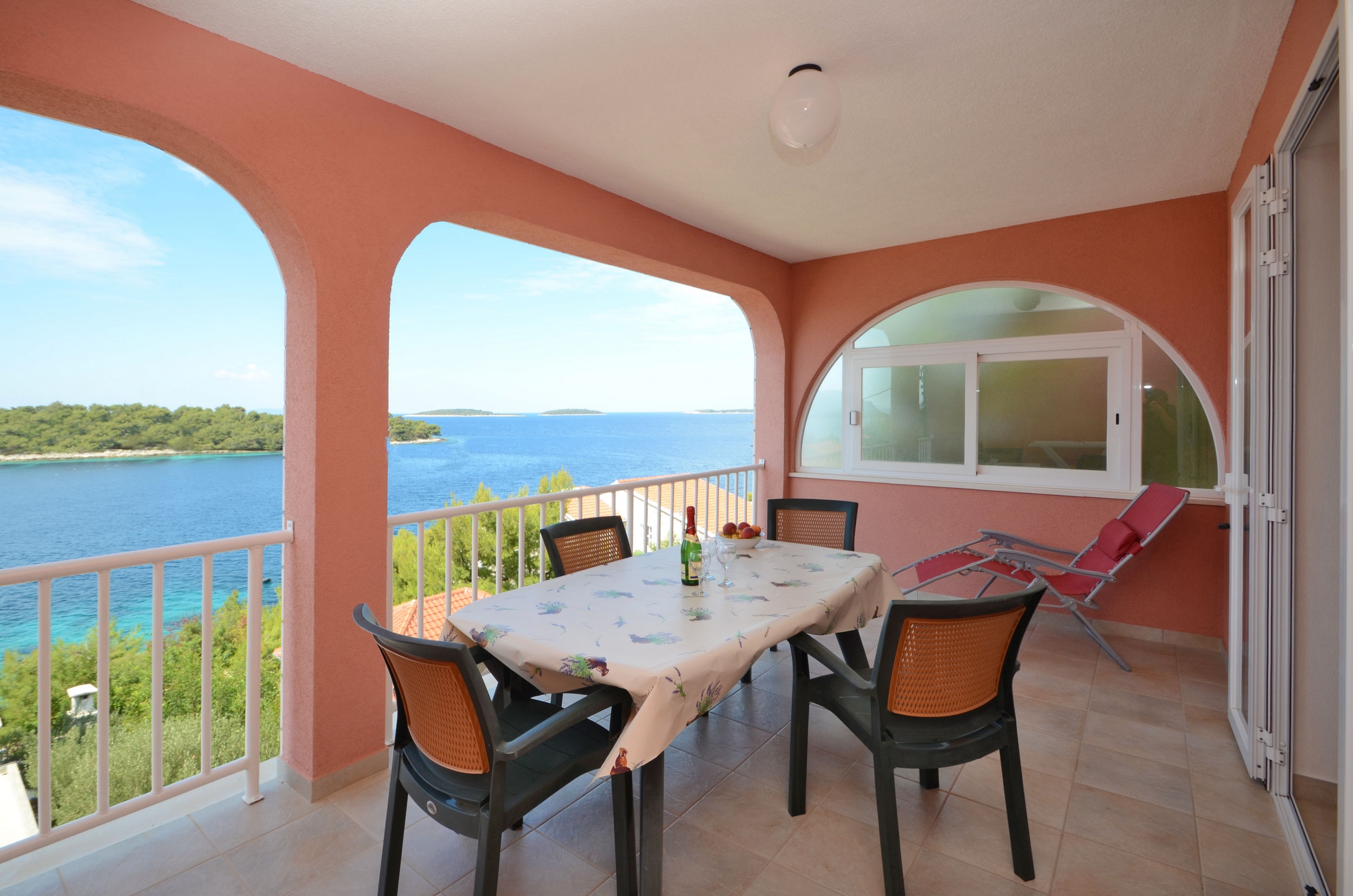 Top Korčula Karbuni Top Korčula Karbuni