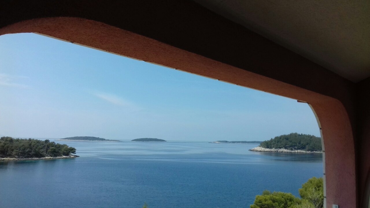 Two bedroom apartment with terrace and sea view Karbuni, Korčula  A-d
