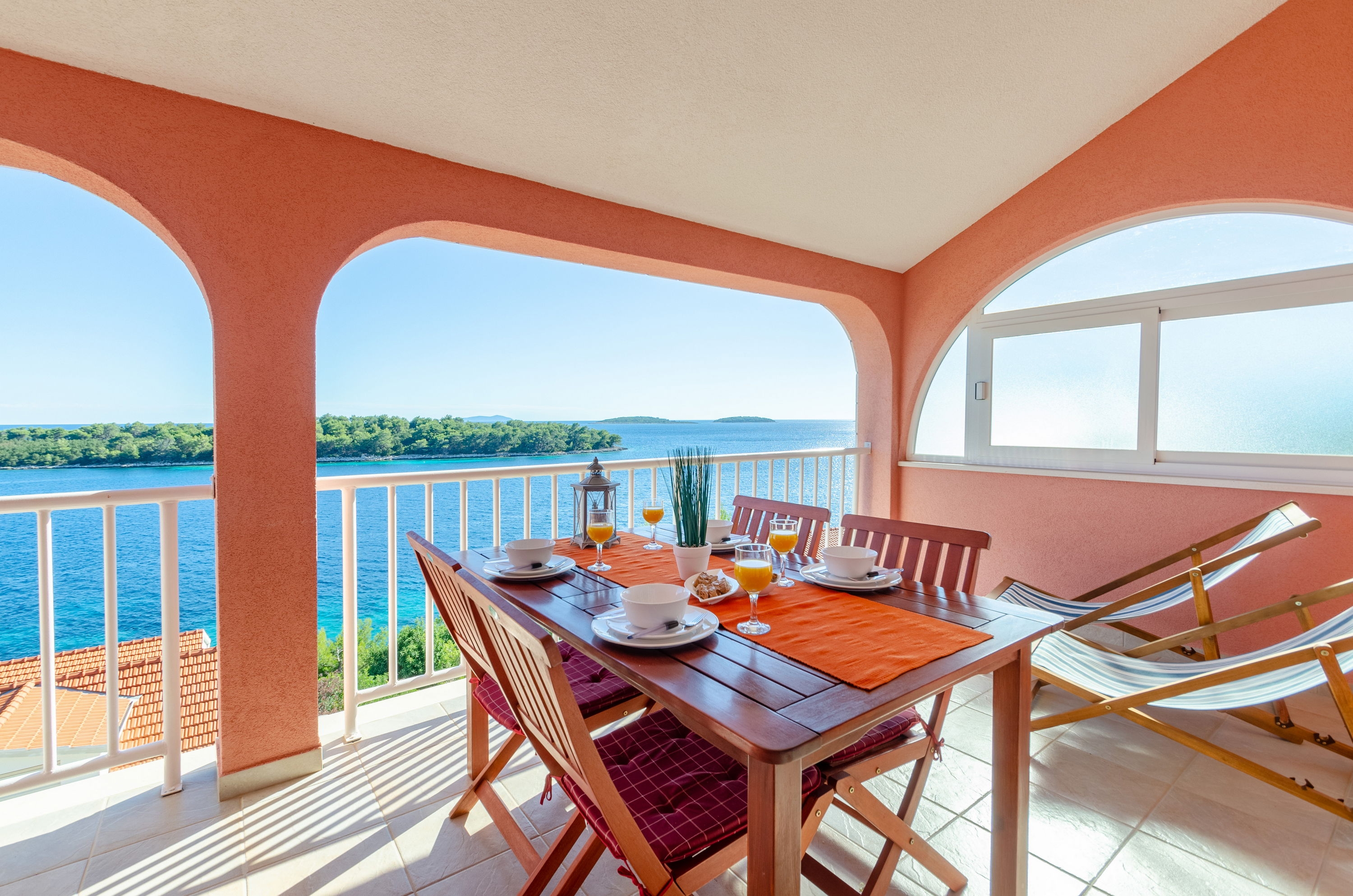 One bedroom apartment with terrace and sea view Karbuni (Korčula) (A-13217-e)