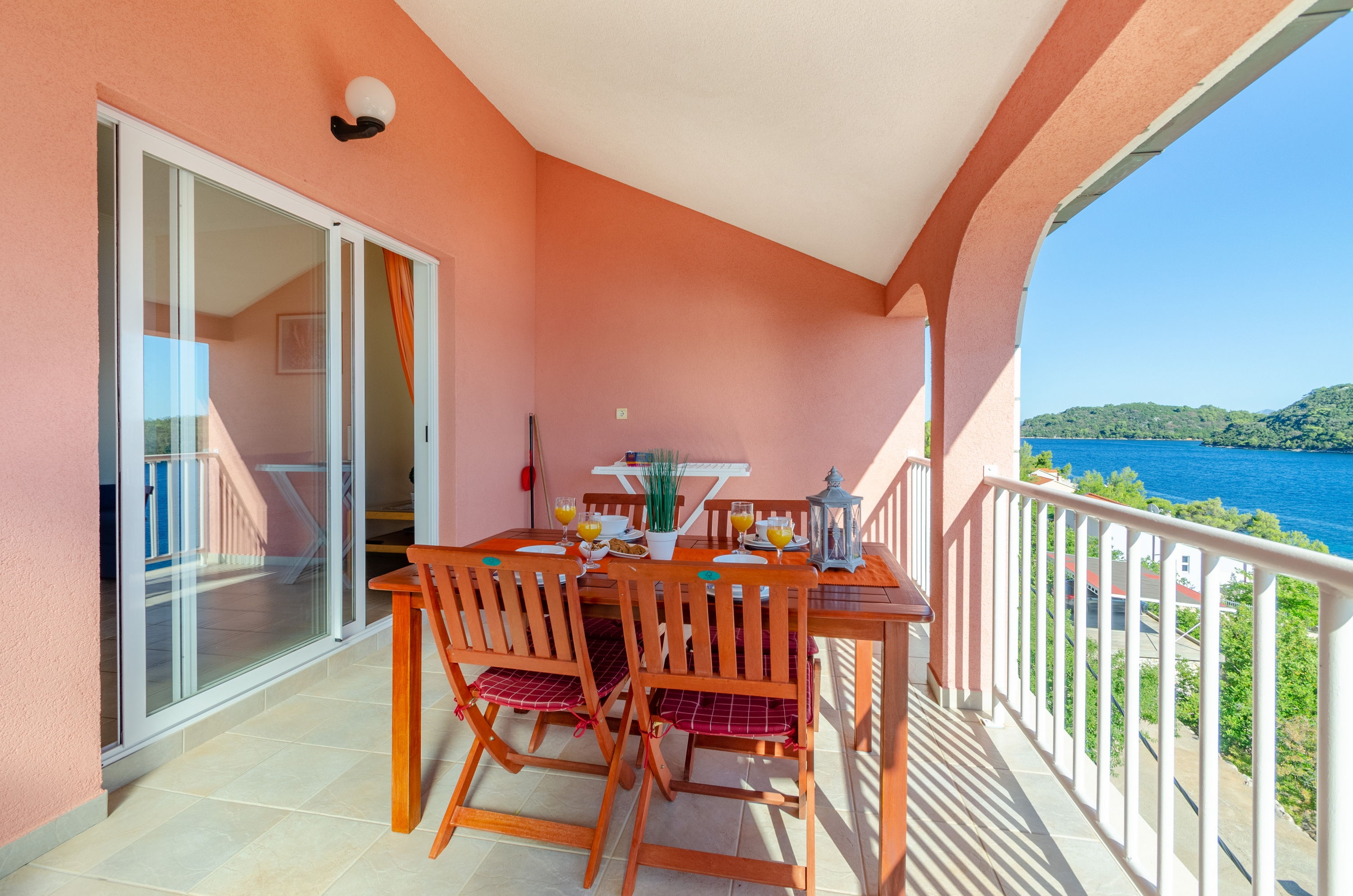 Top Korčula Karbuni Top Korčula Karbuni