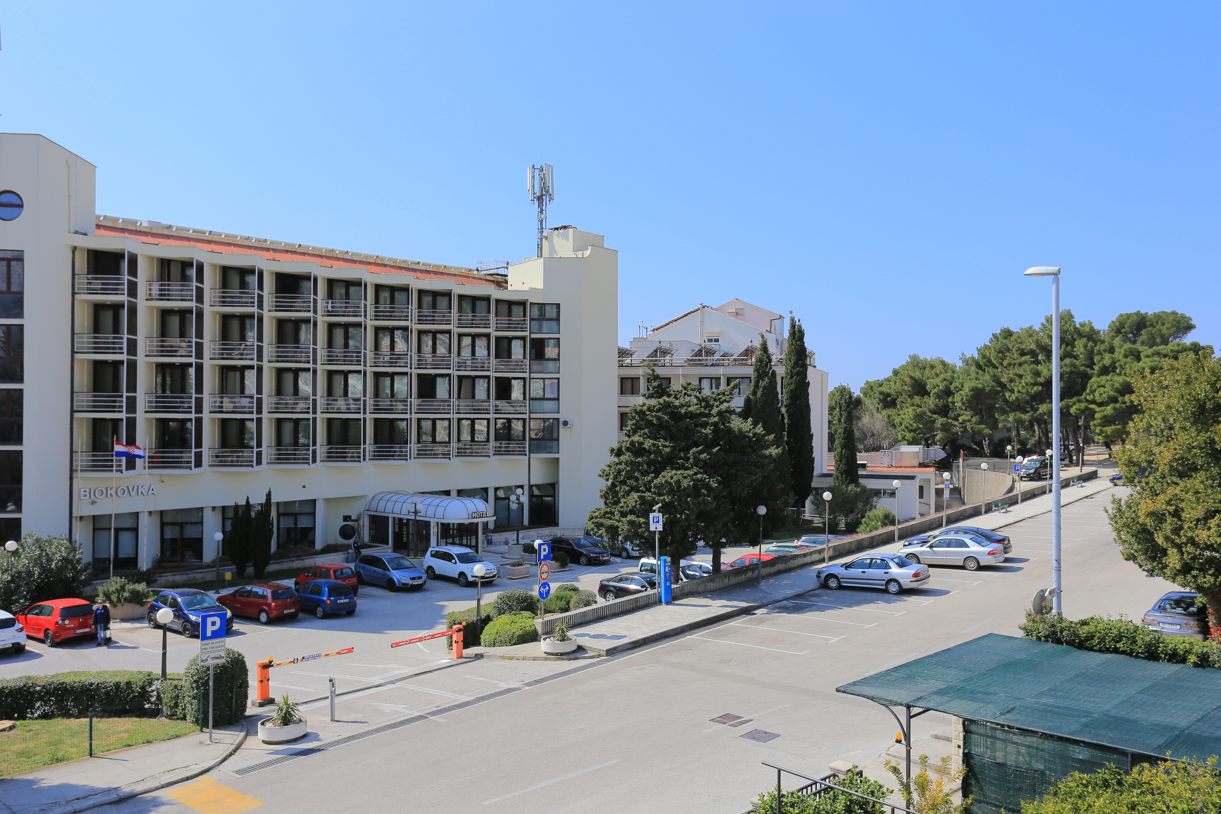 Two bedroom apartment with balcony Makarska  A-a