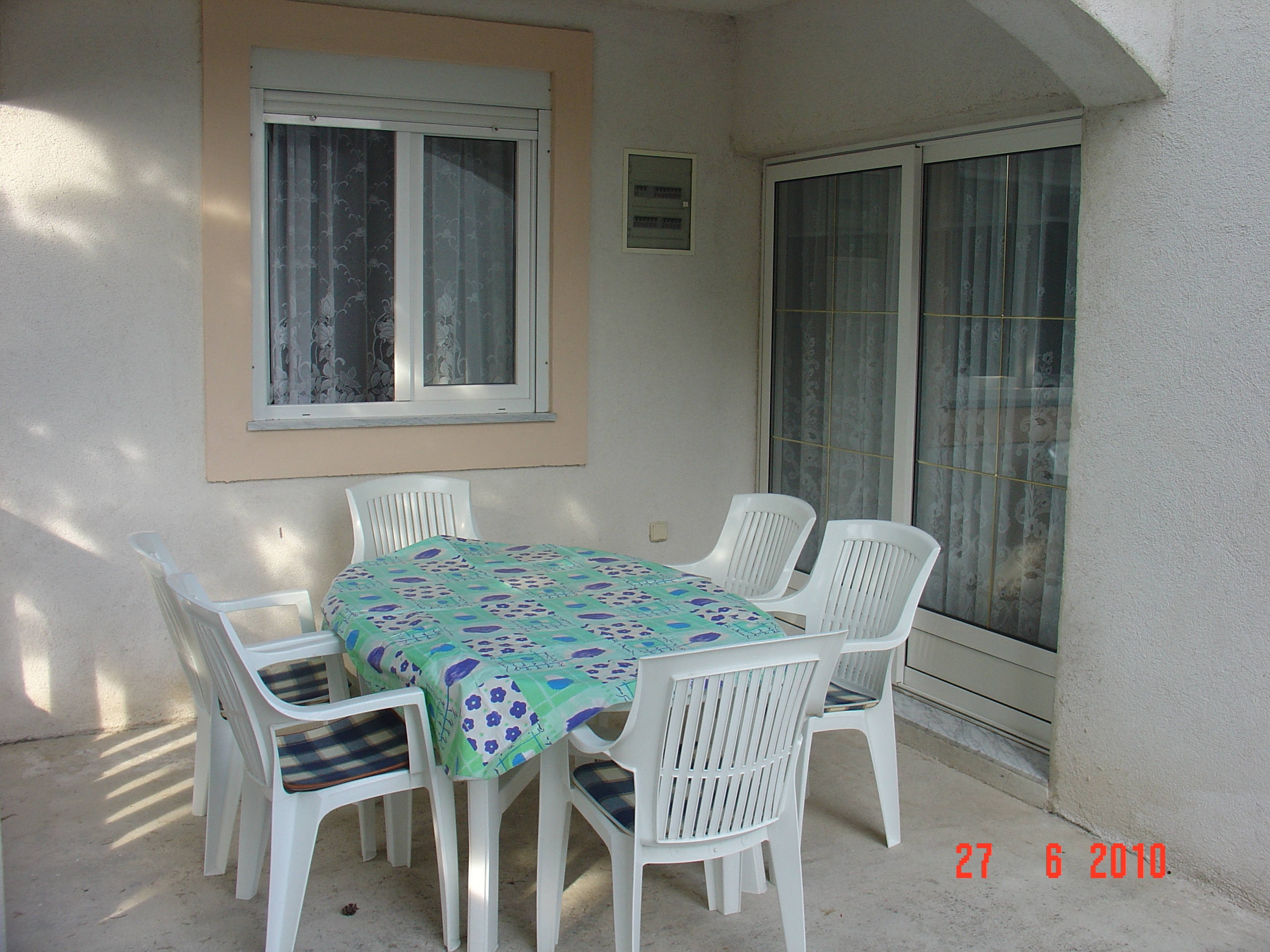 Two bedroom apartment with terrace Sveti Filip i Jakov, Biograd  A-a