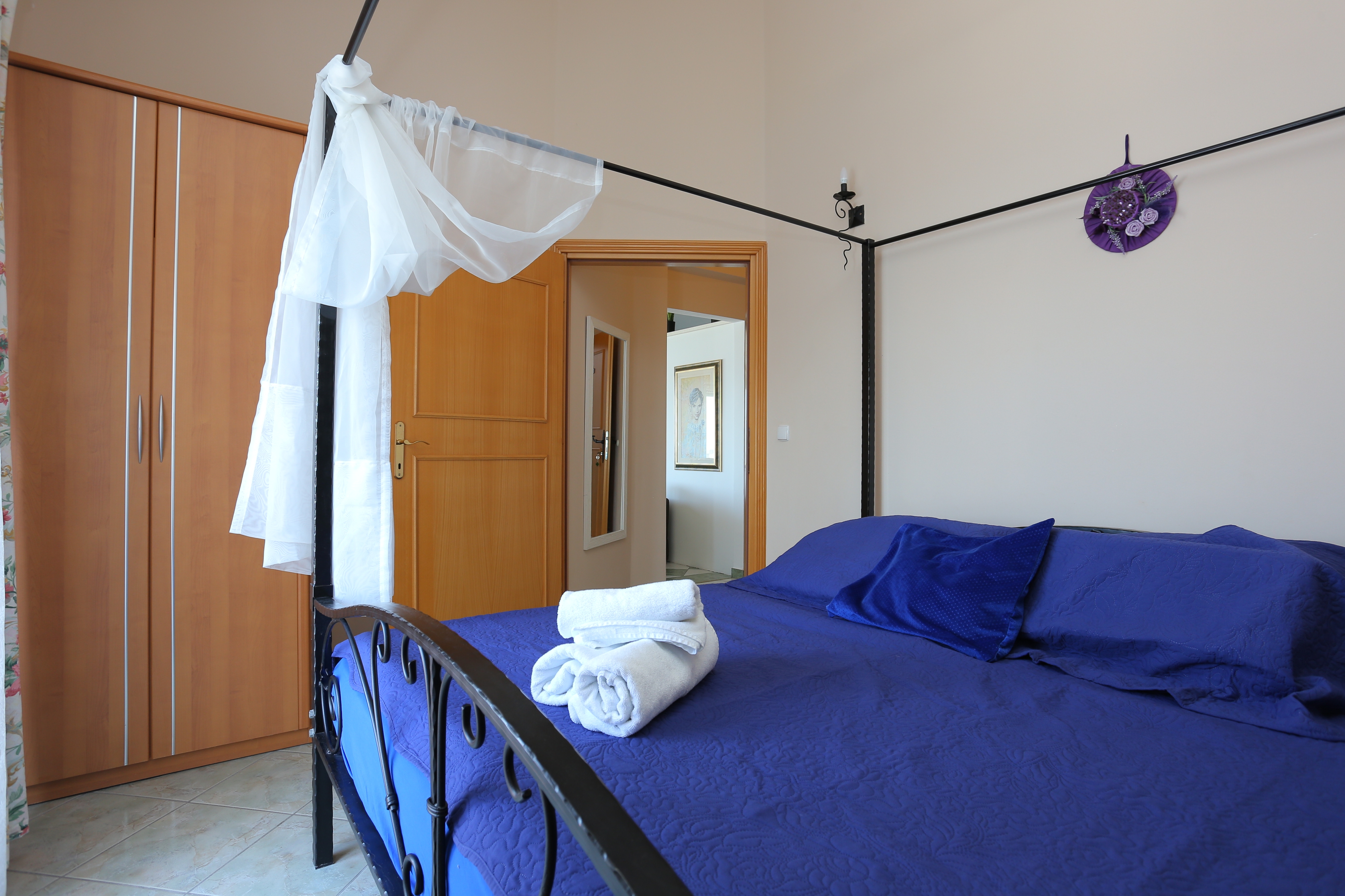 One bedroom apartment with terrace and sea view Lokva Rogoznica, Omiš  A-c