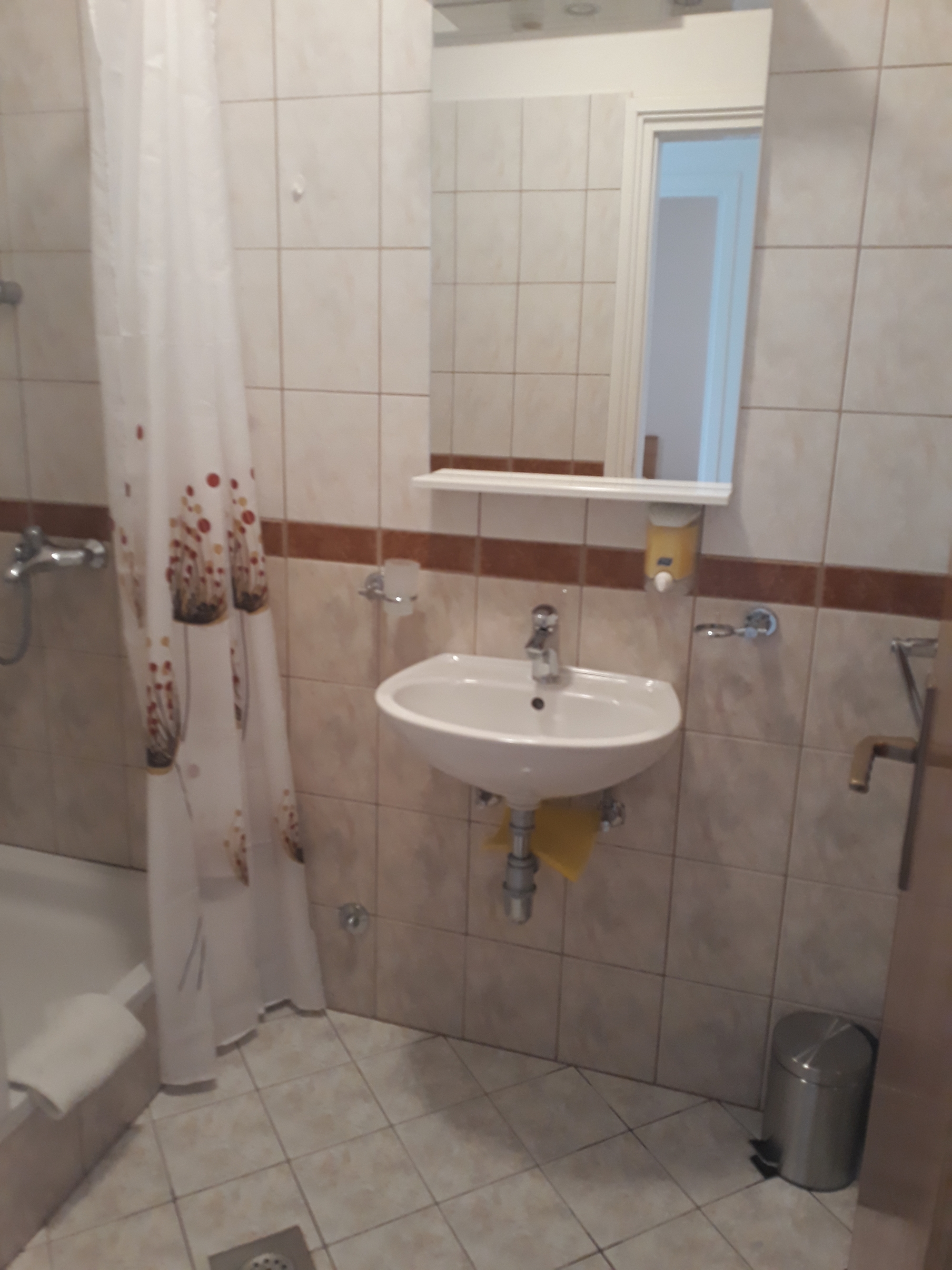 Two bedroom apartment with terrace and sea view Viganj, Pelješac  A-b