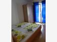 Viganj, Slaapkamer 2 in the apartment, (pet friendly) en WiFi.