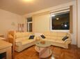 Obývací pokoj Gradac, Obývací pokoj v ubytování typu apartment, s klimatizací a WiFi.