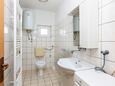 Ванная комната Pirovac, Ванная комната в размещении типа apartment, WiFi.