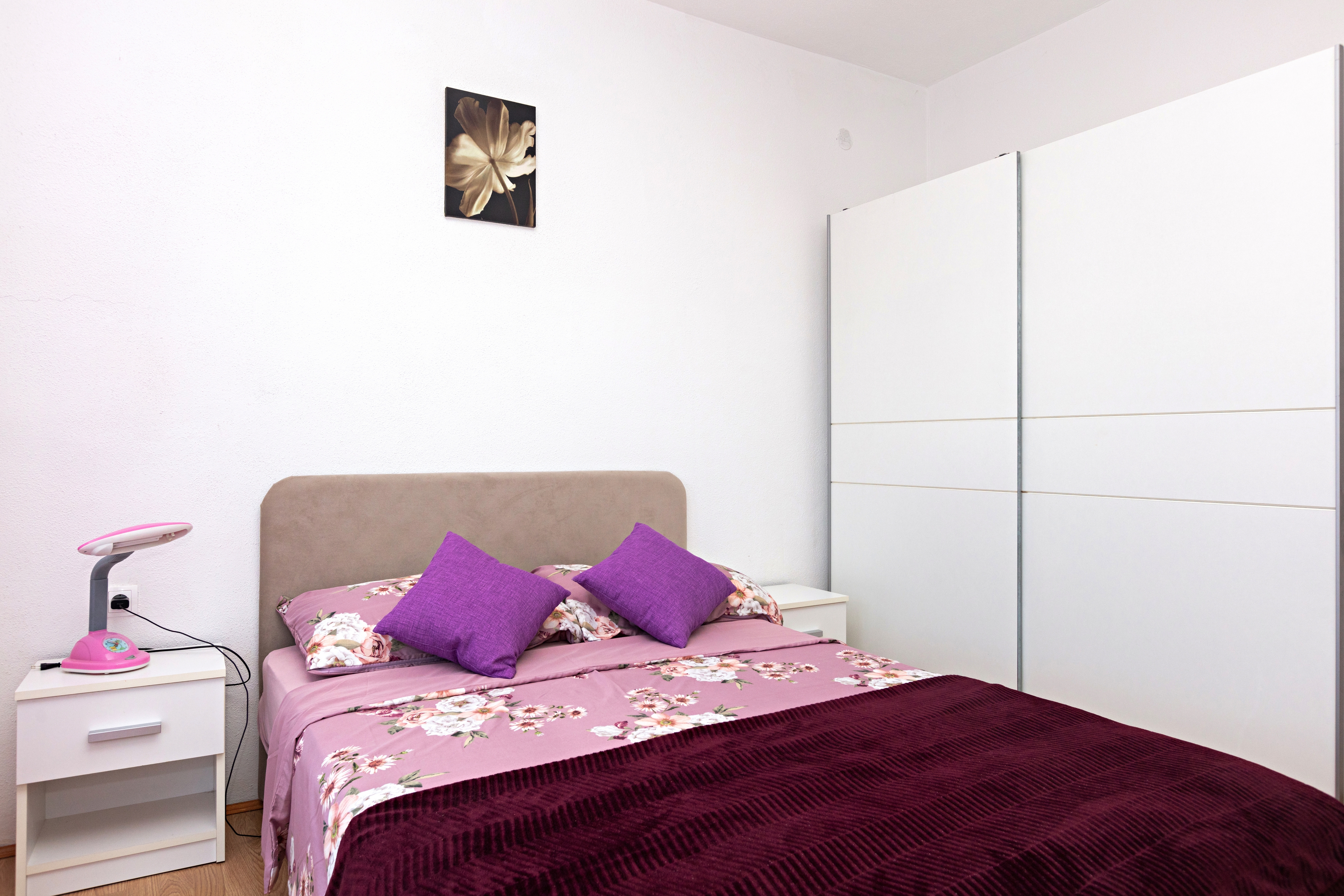 Dvosobni apartman s balkonom Pirovac, Šibenik  A-b