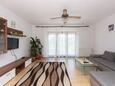 Obývací pokoj Pirovac, Obývací pokoj v ubytování typu apartment, WiFi.