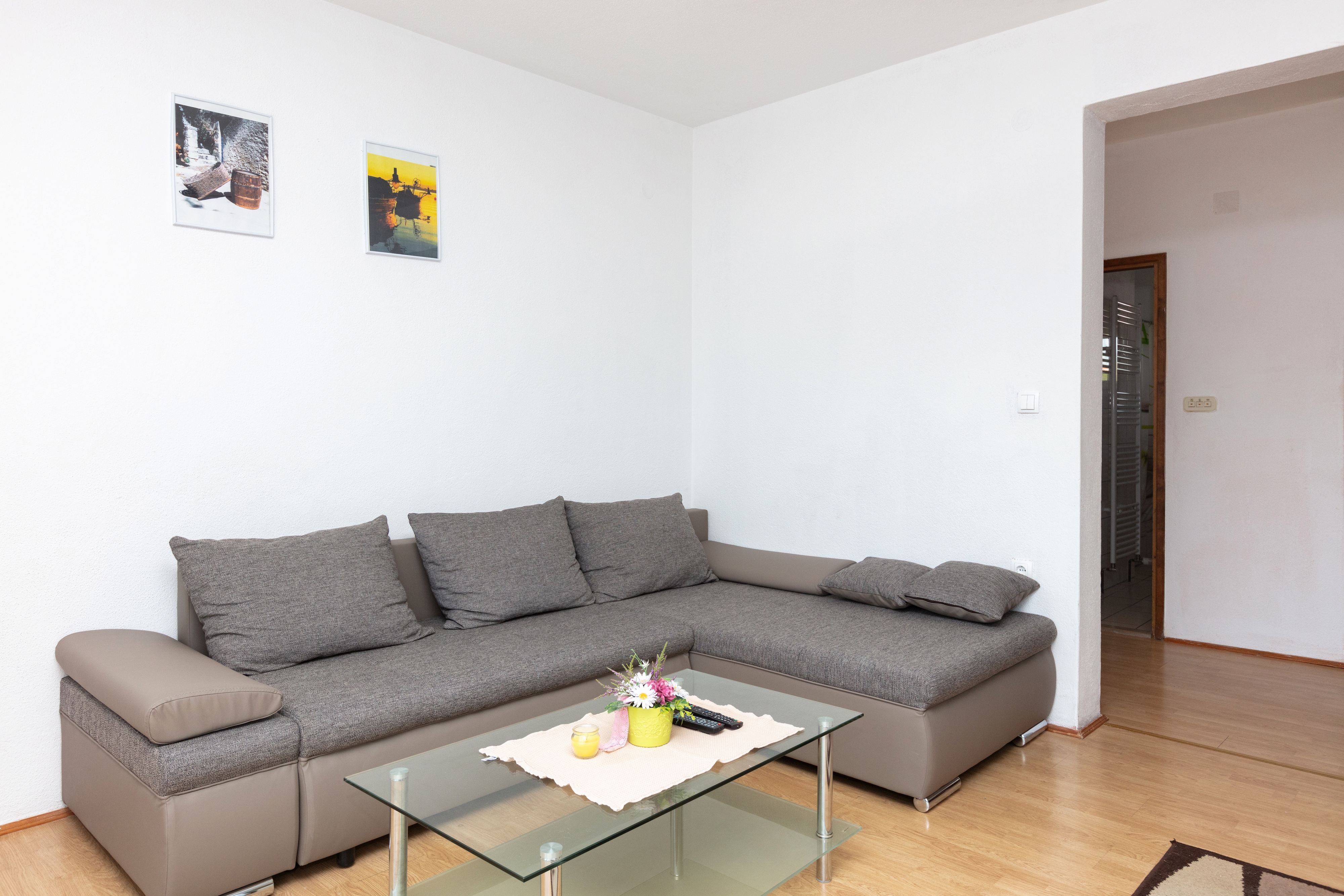 Dvosobni apartman s balkonom Pirovac, Šibenik  A-b