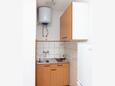 Pirovac, Kitchen in the studio-apartment, WiFi.