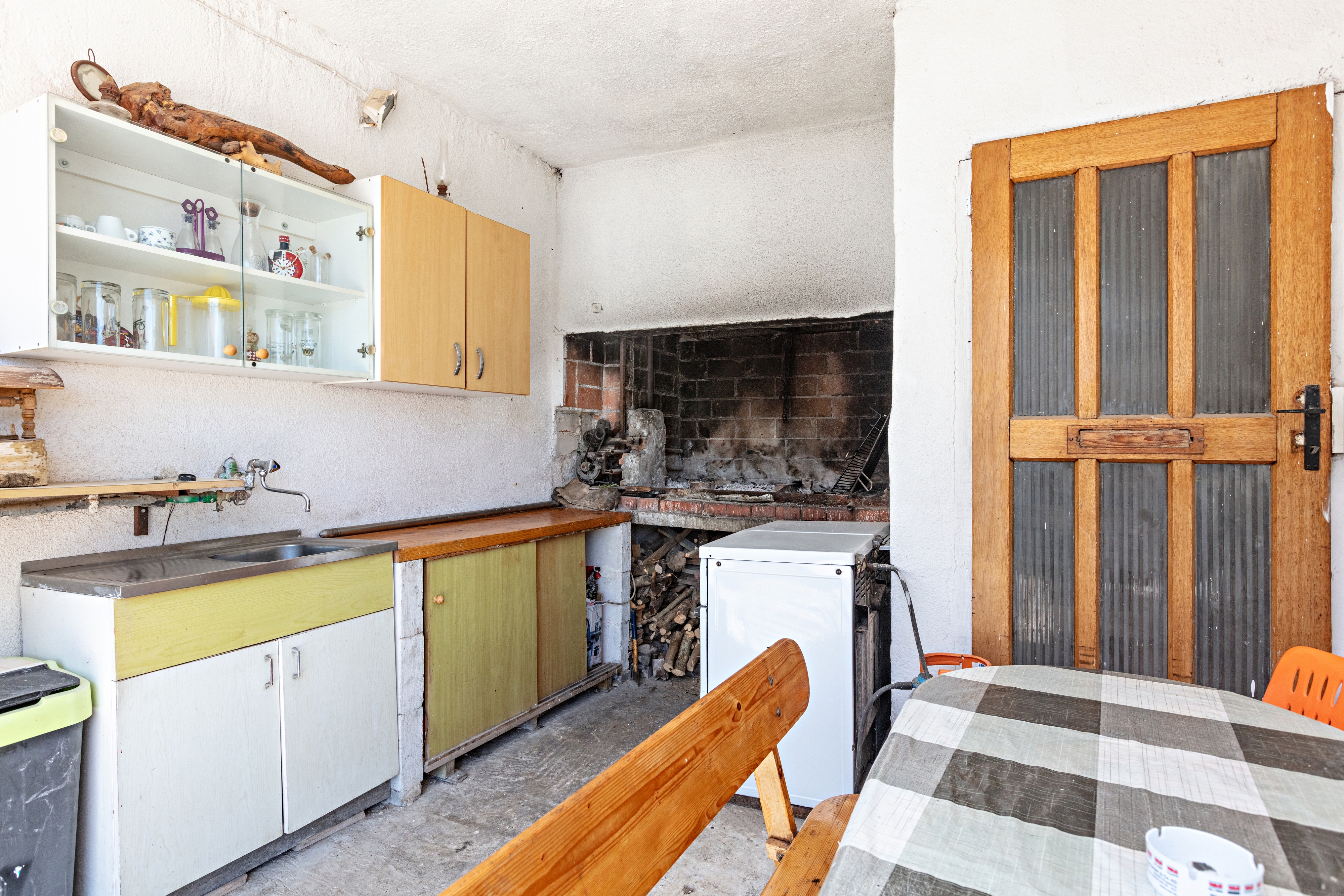 Dvosobni apartman s balkonom Pirovac, Šibenik  A-b