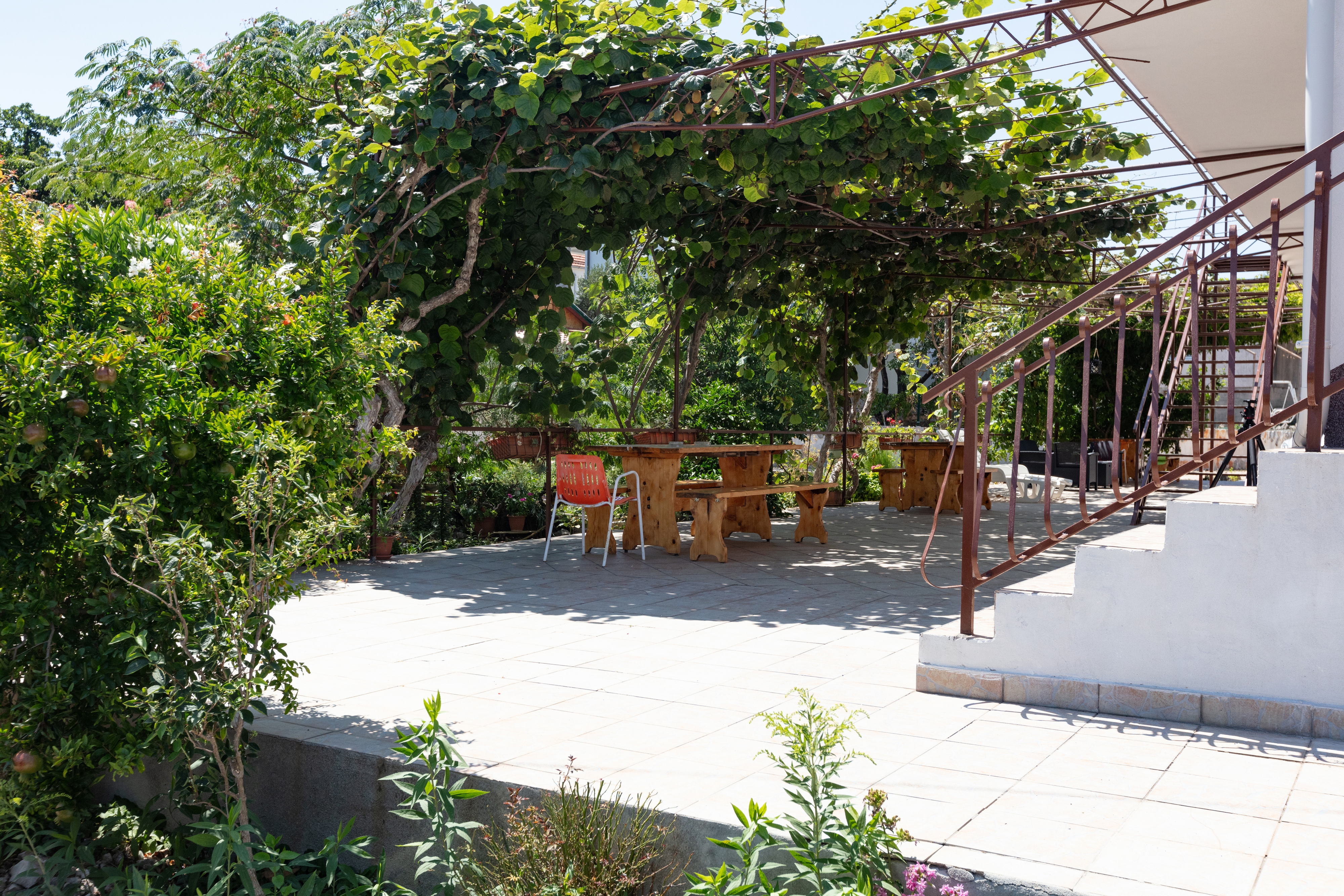 Dvosobni apartman s balkonom Pirovac, Šibenik  A-b