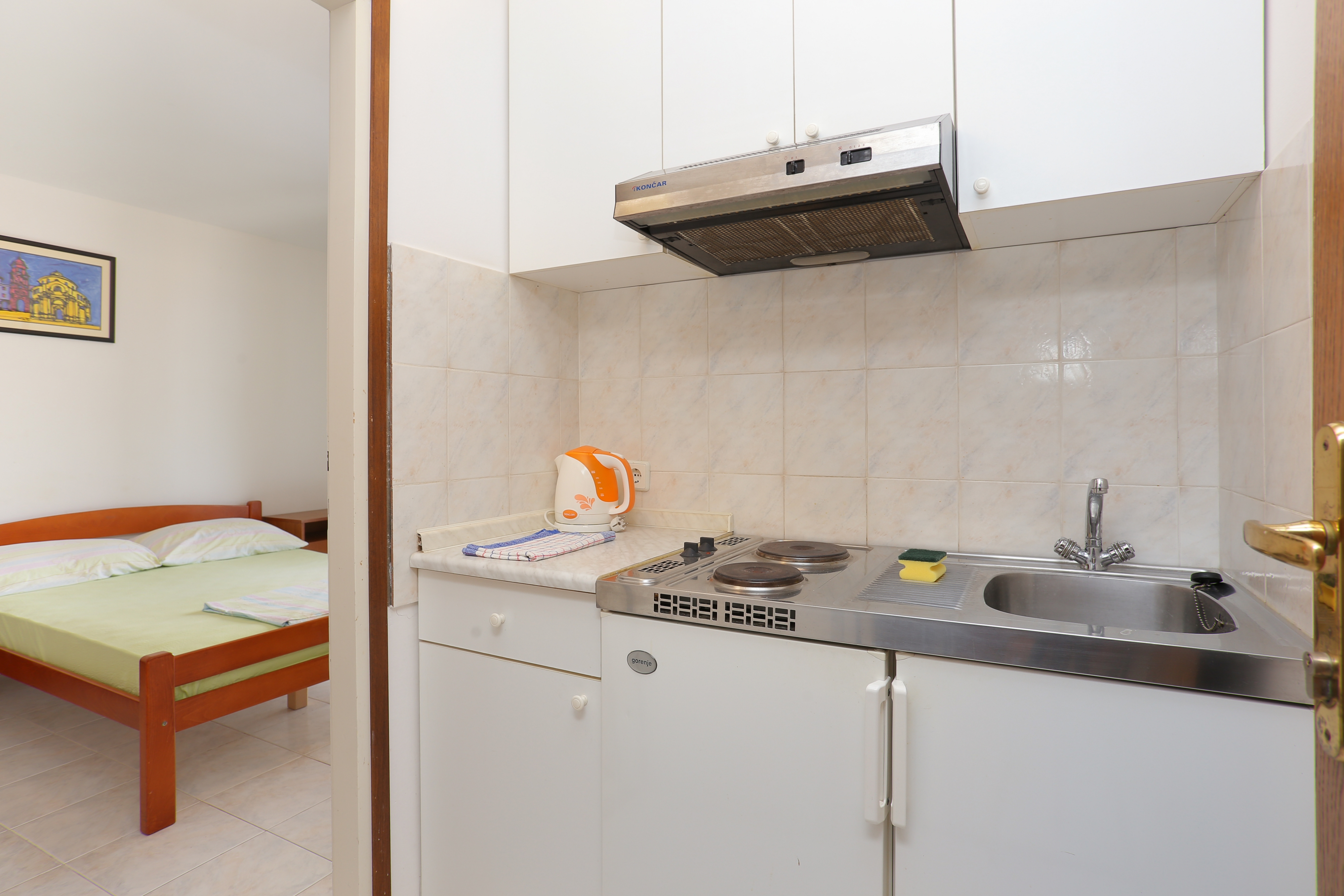 Studio flat with balcony and sea view Slatine, Čiovo (AS-13298-a)