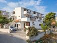 Apartments Arbanija (Čiovo) - 13298
