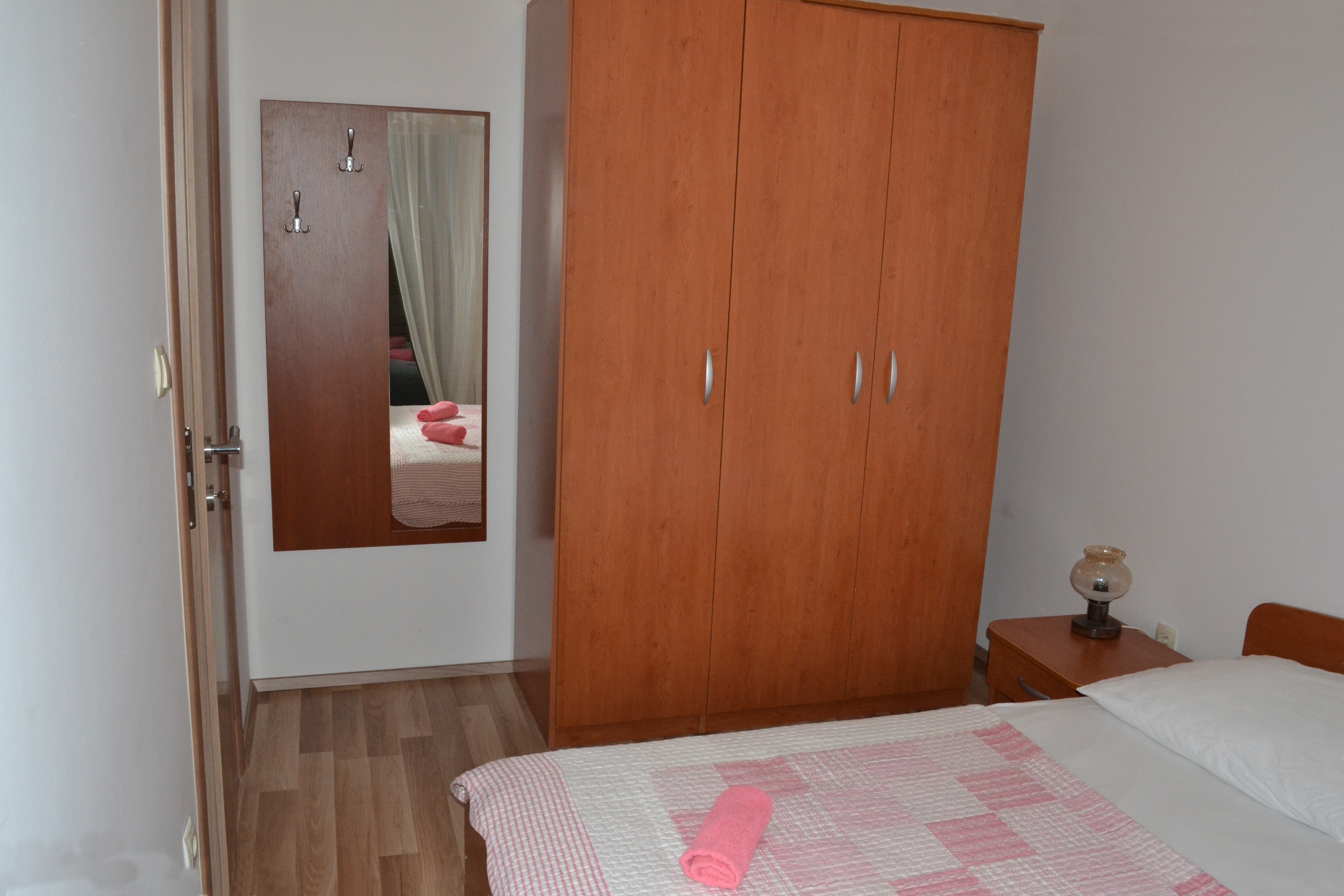 Two bedroom apartment with terrace and sea view Grebaštica, Šibenik  A-a