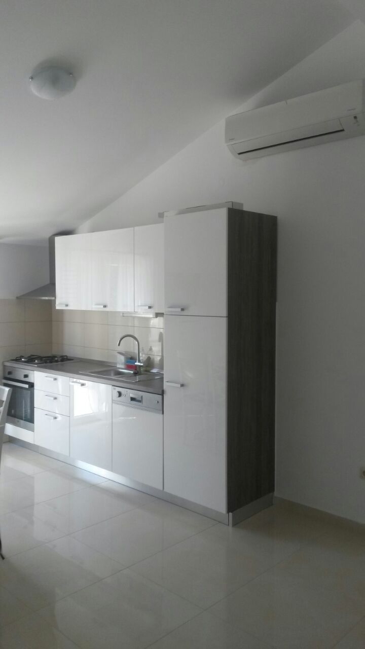 Two bedroom apartment with terrace and sea view Grebaštica, Šibenik  A-a