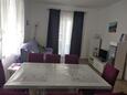 Living room Brodarica, Living room in the apartment, air condition available and WiFi.