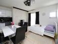 Гостиная 2 Bibinje, Гостиная 2 в размещении типа house, доступный кондиционер и WiFi.
