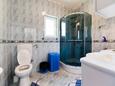 Ванная комната Podstrana, Ванная комната в размещении типа apartment, Домашние животные допускаются и WiFi.
