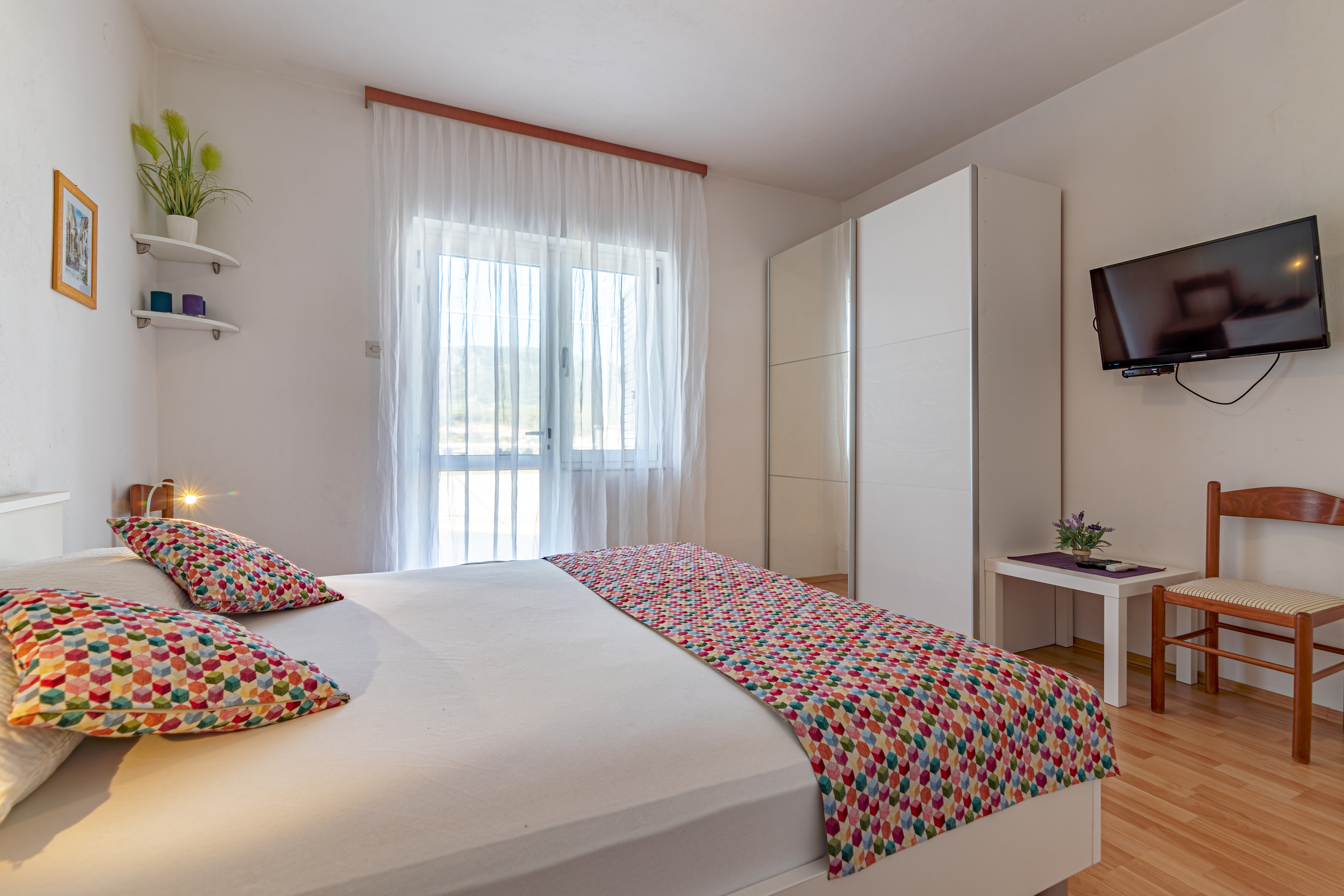 Two bedroom apartment with terrace Jelsa, Hvar (A-134-a)