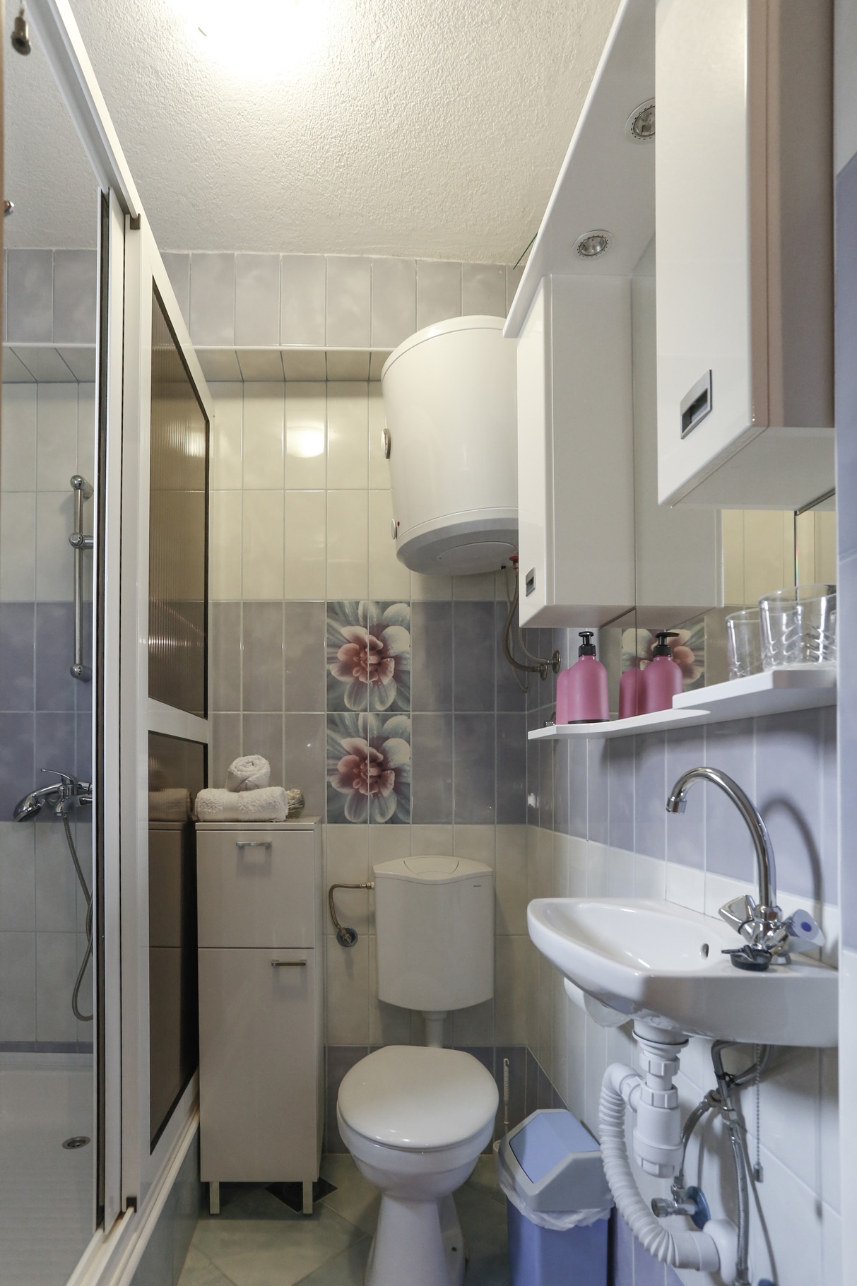 Four bedroom house with terrace and sea view Okrug Donji, Čiovo  K