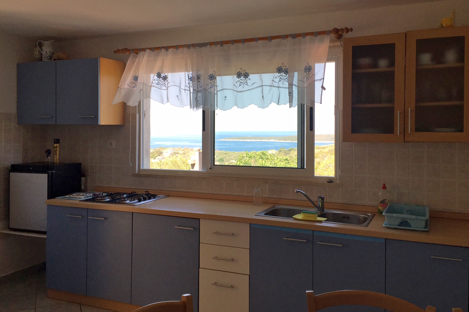 Two bedroom house with terrace and sea view Cove Stratinčica, Korčula  K