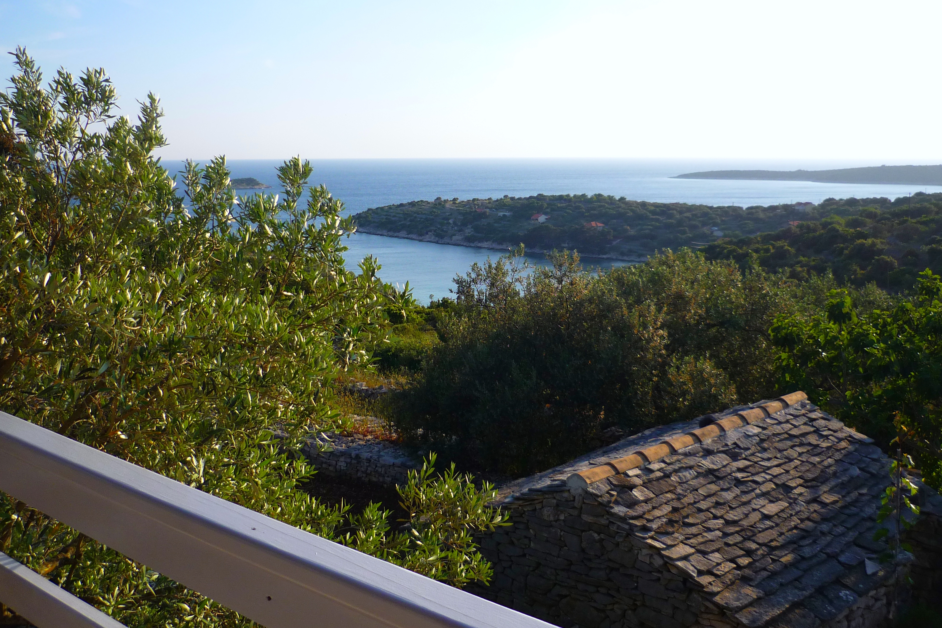 Two bedroom house with terrace and sea view Cove Stratinčica, Korčula  K