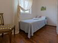 Spavaća soba 2 Crikvenica, Spavaća soba 2 u smještaju tipa apartment, WiFi.